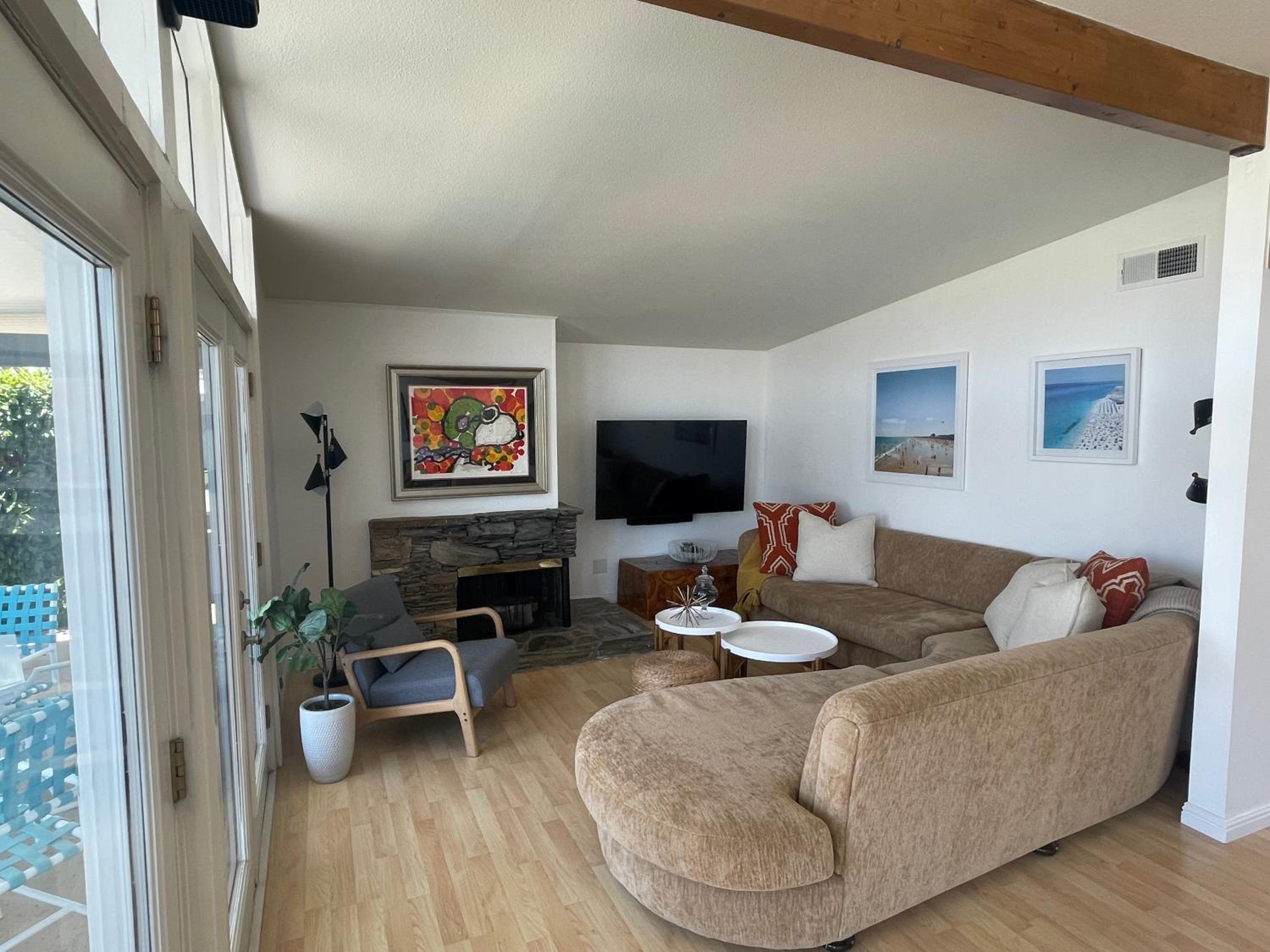 Three-Bedroom House photo 1