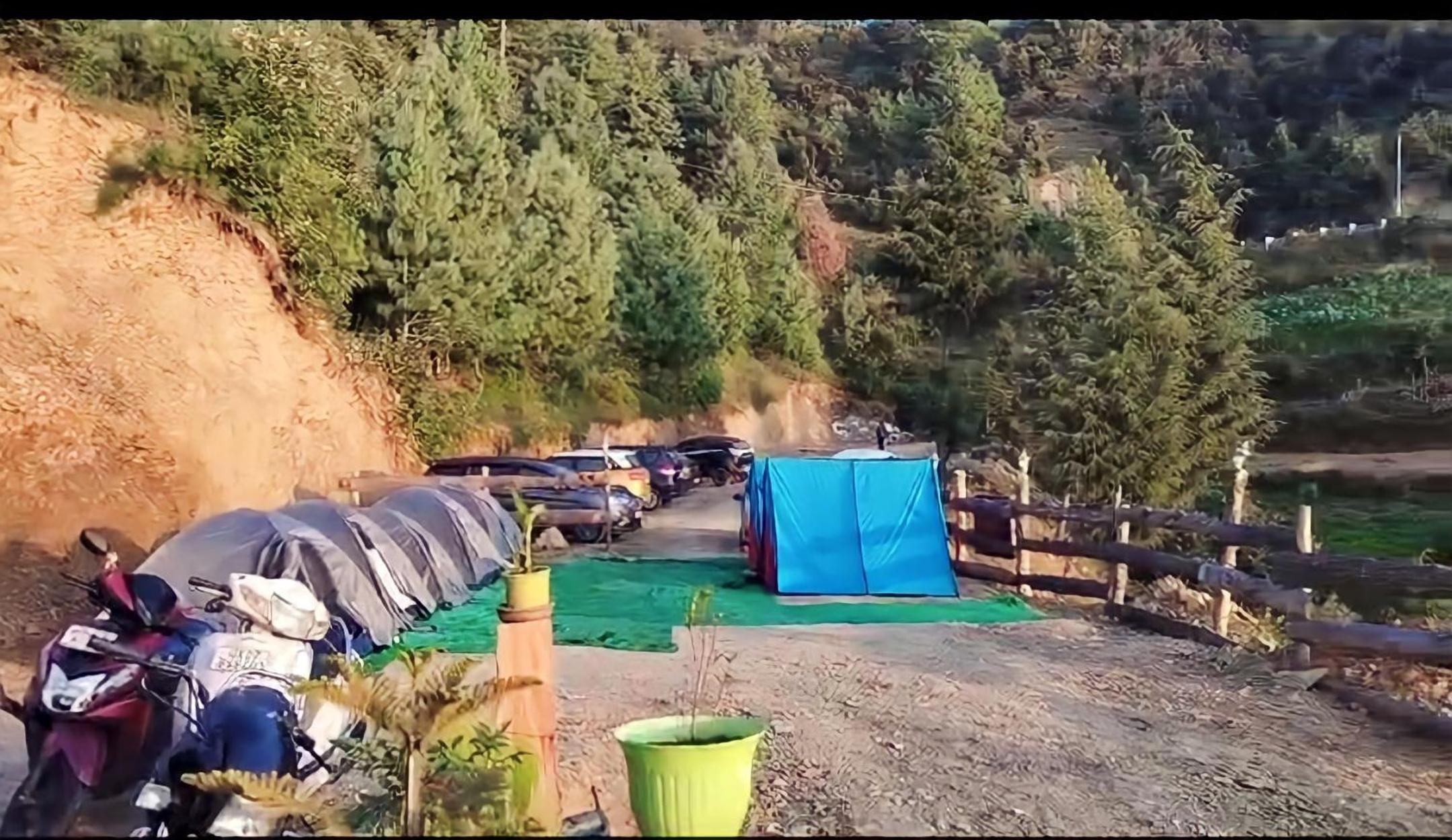Tent photo 2