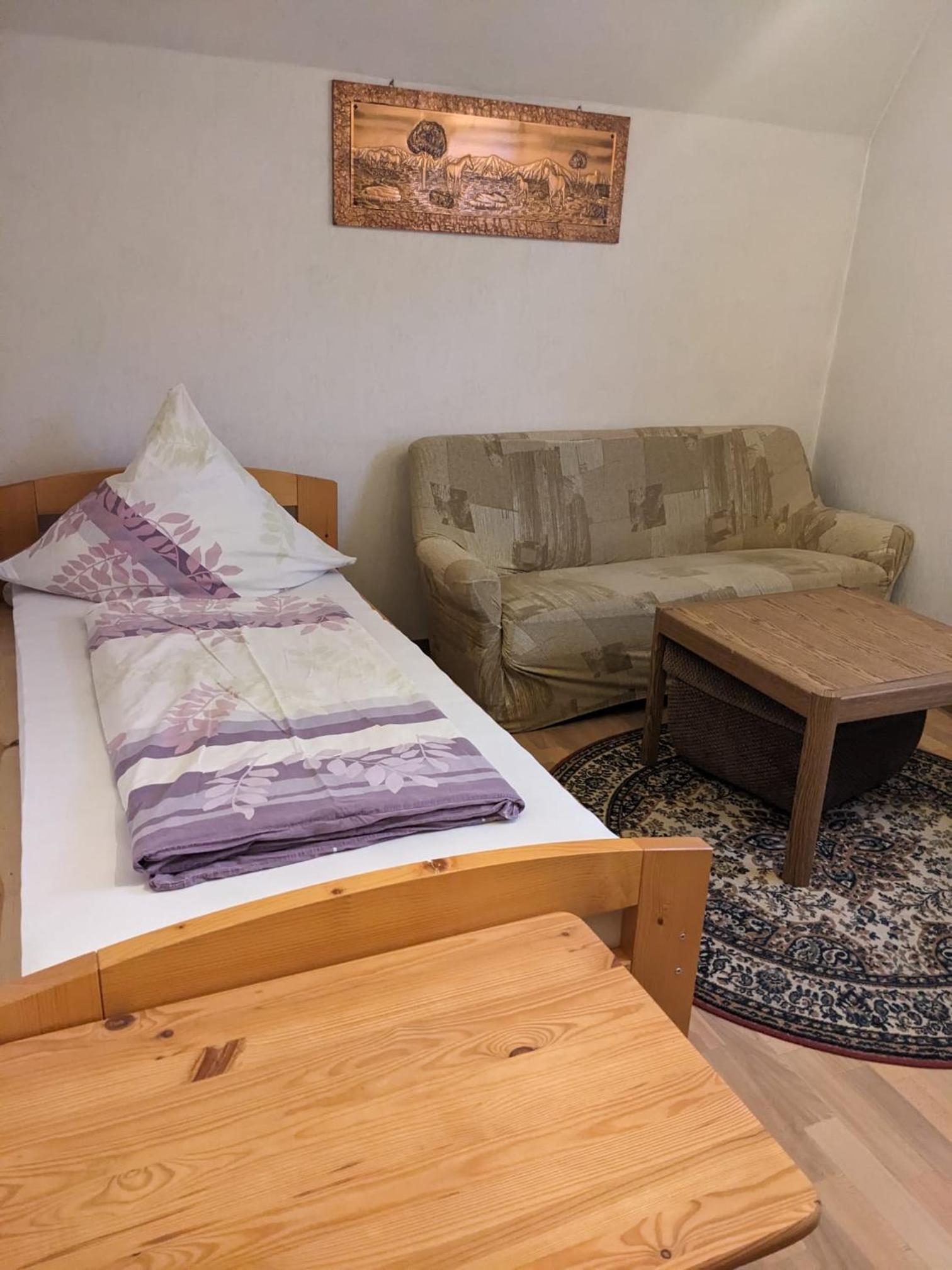 Three-Bedroom House photo 3
