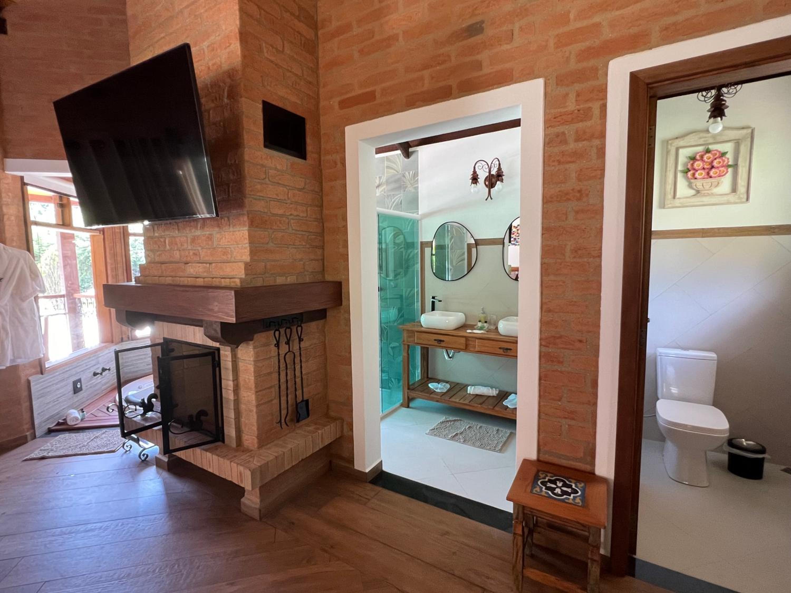 Double Room with Spa Bath photo 1