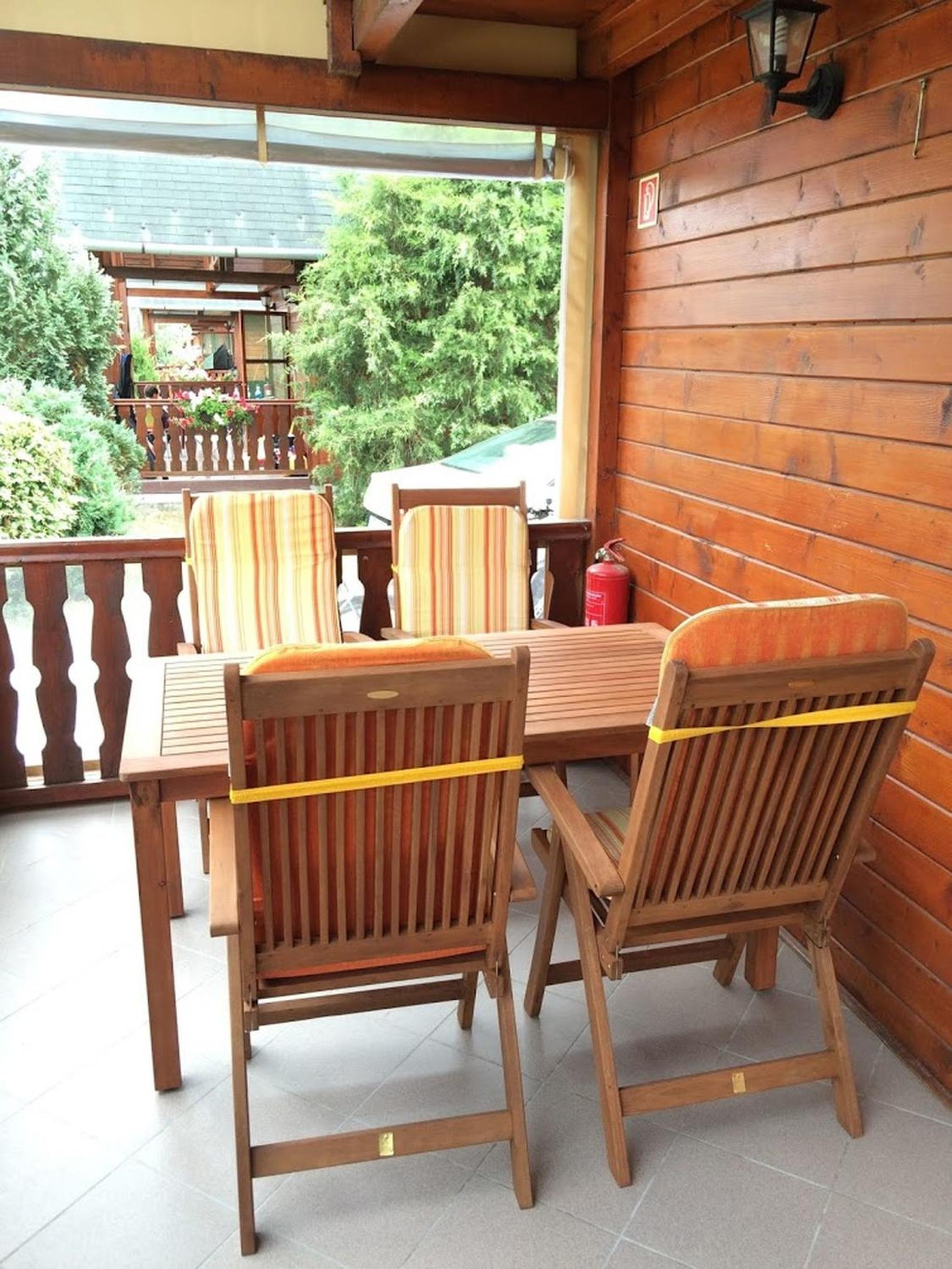 Superior Bungalow photo 2