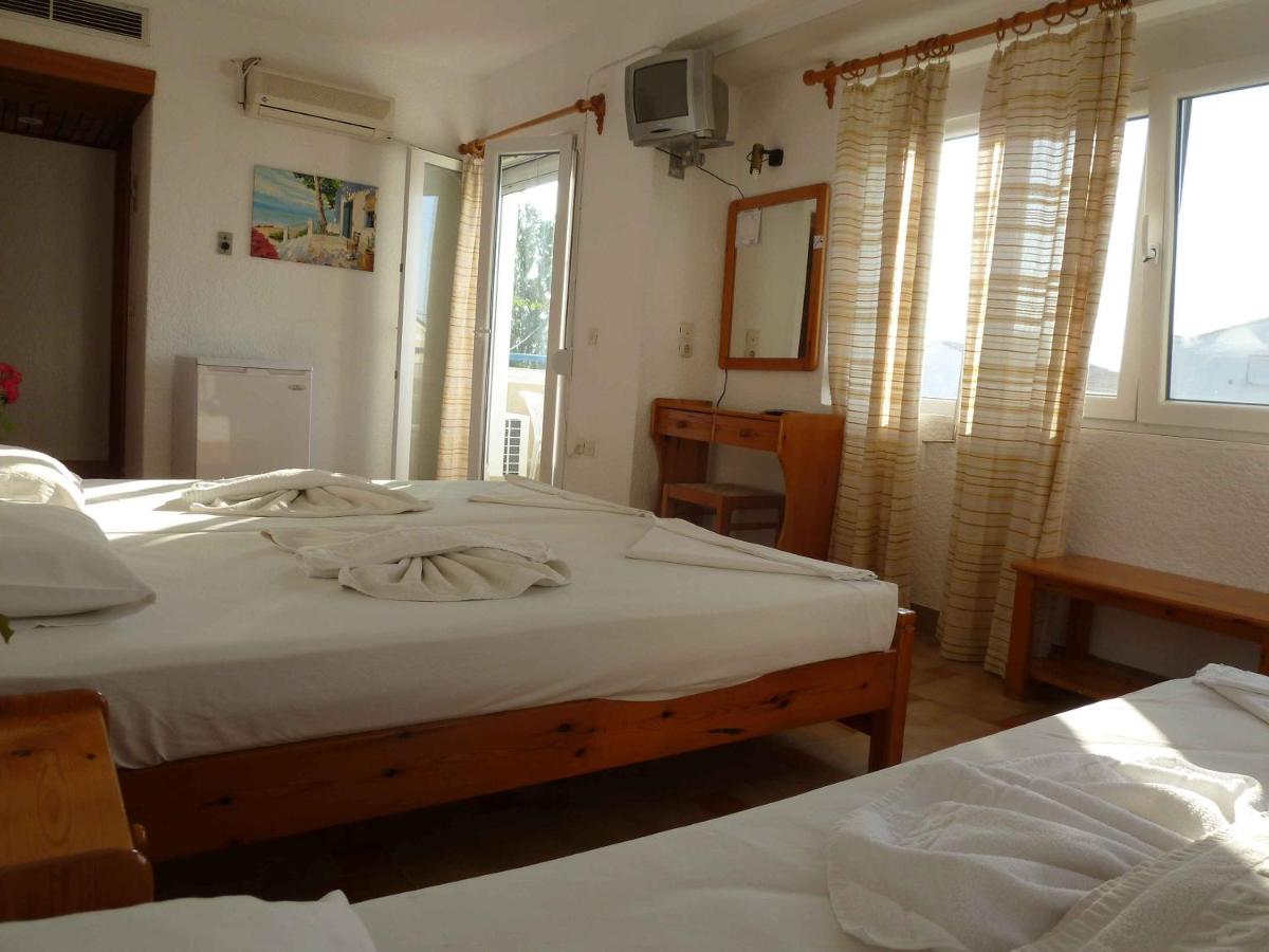 Triple Room photo 2