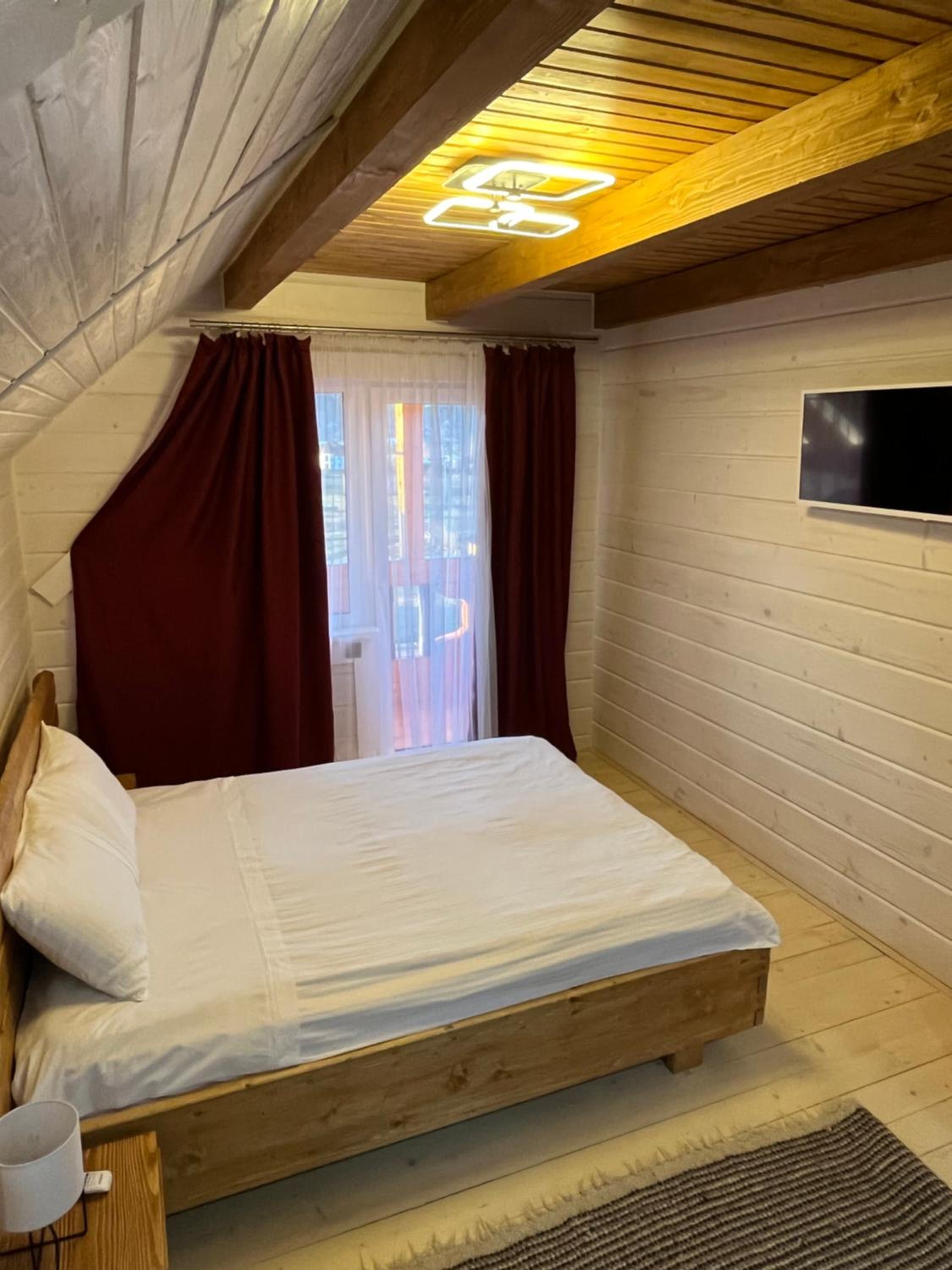 Double Room with Pool View photo 1