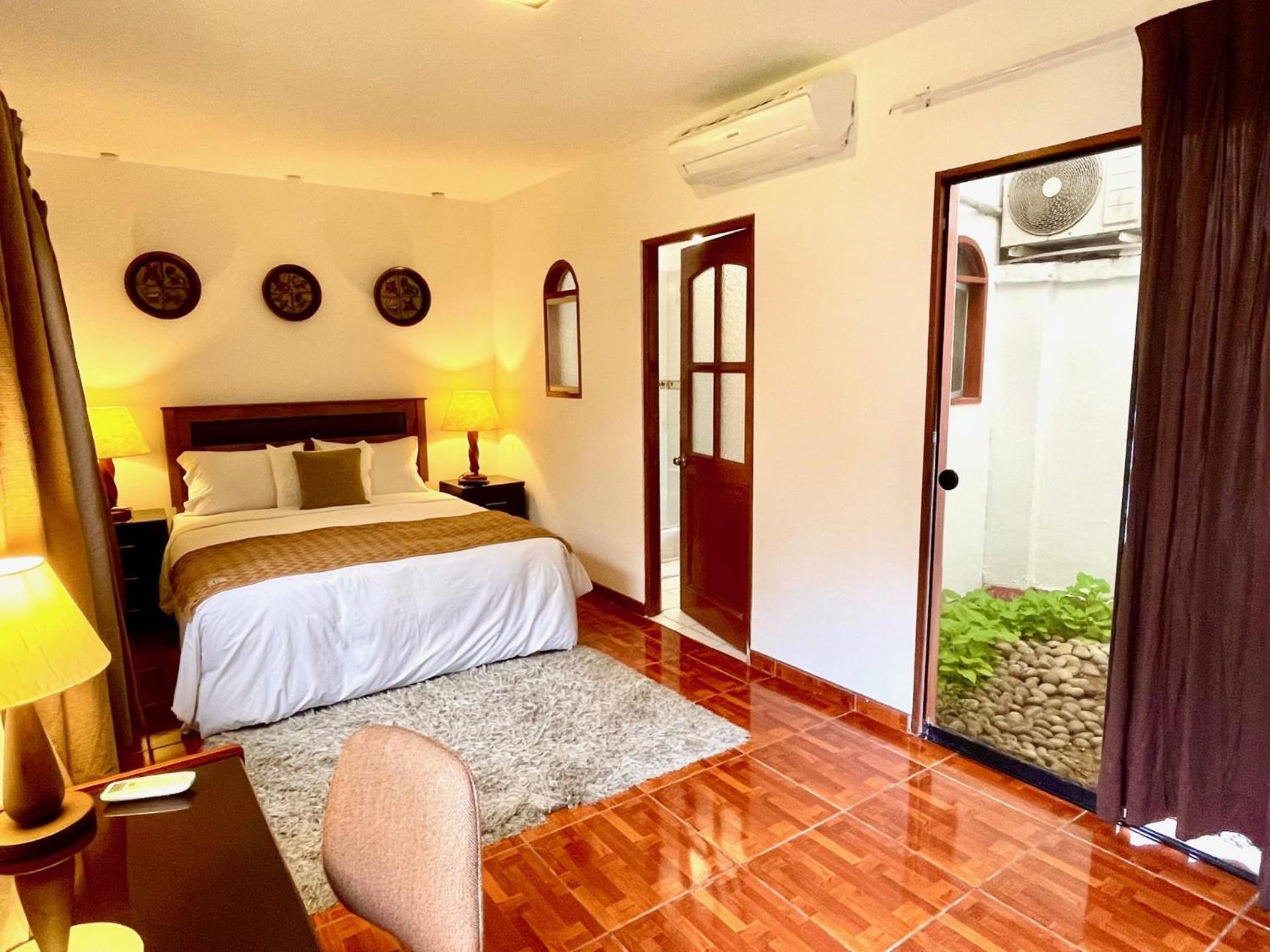 Suite with Garden View - Photo 16