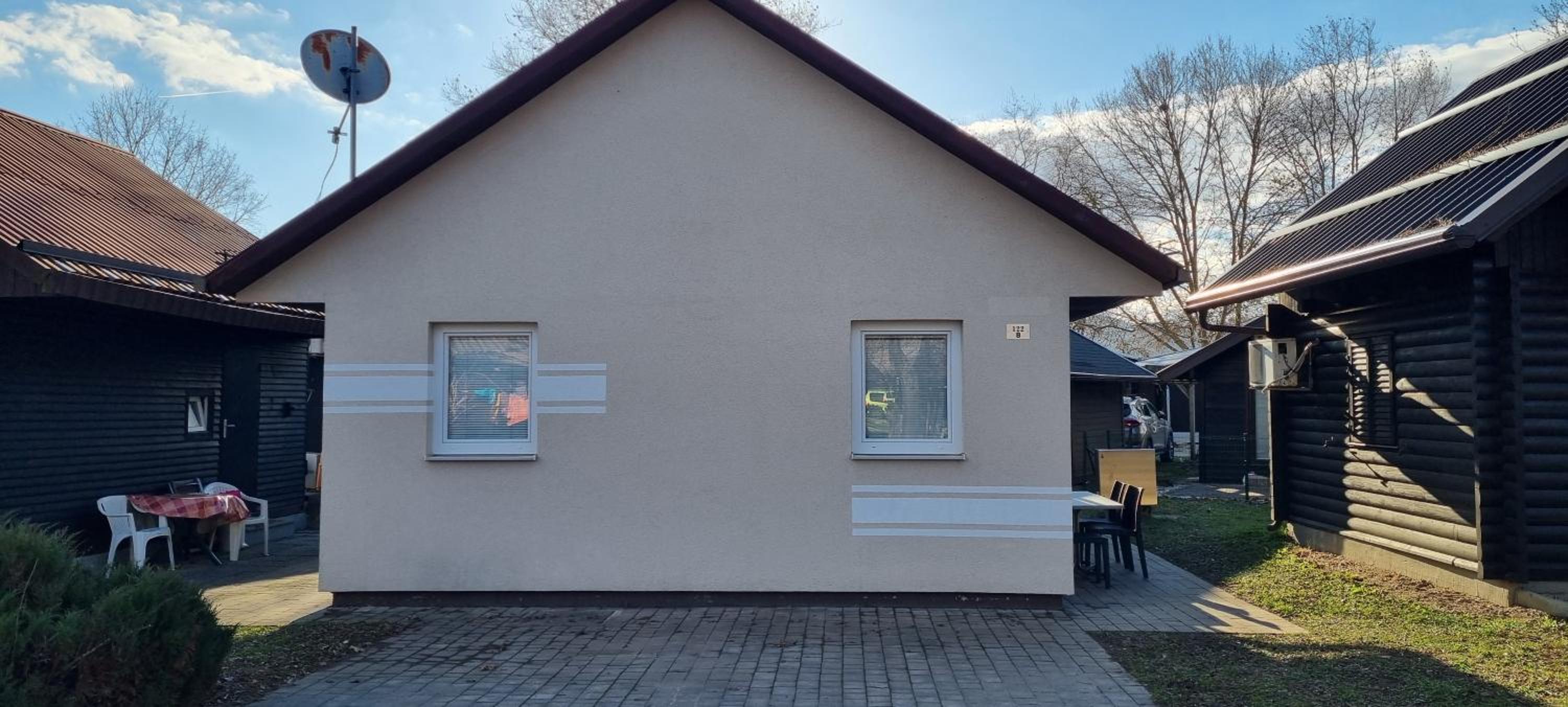 Two-Bedroom House photo 2