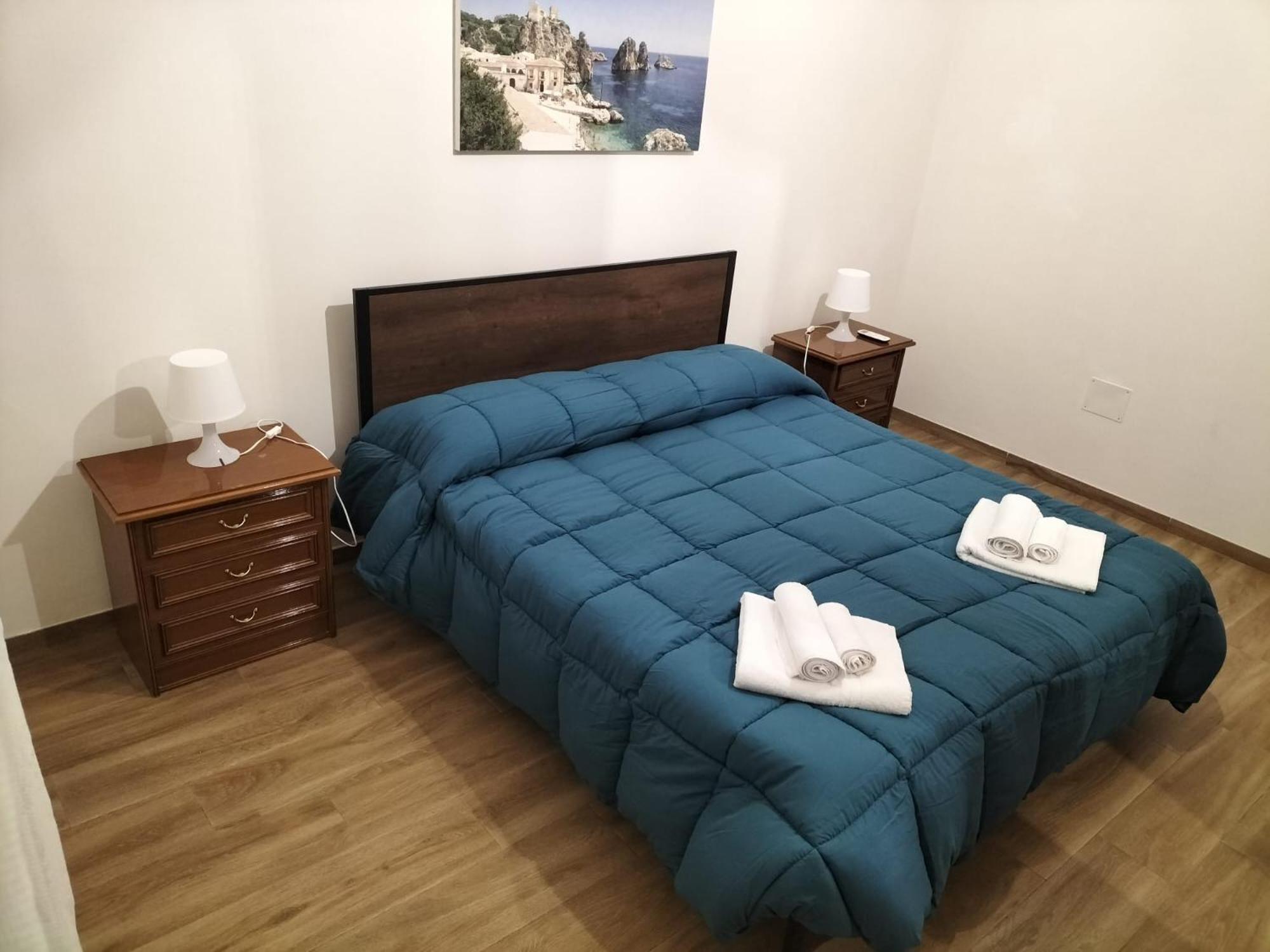 Two-Bedroom House photo 3