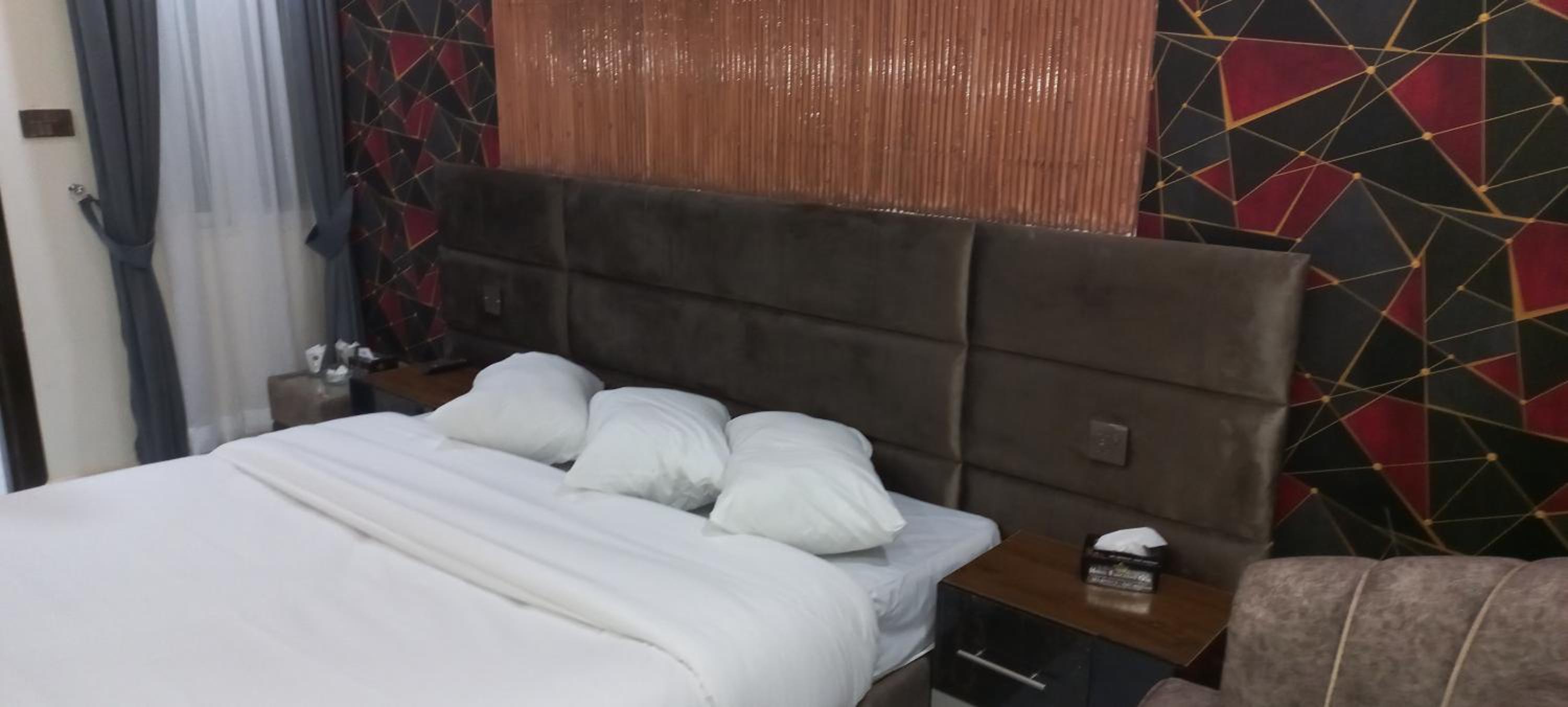 Deluxe Twin Room photo 2