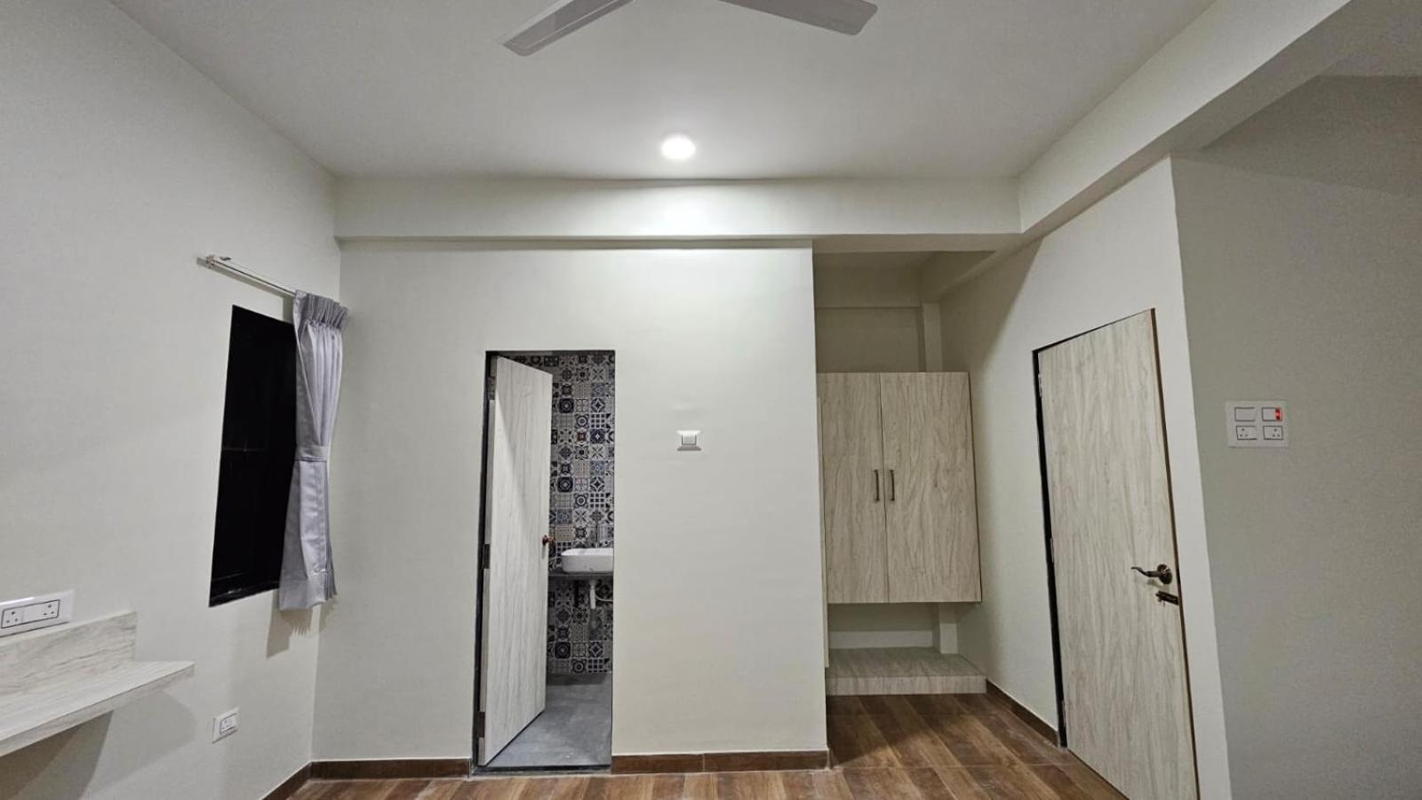 Double Room with Balcony photo 2