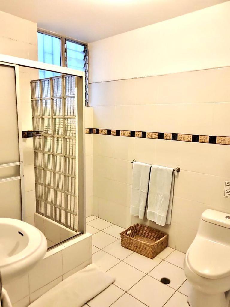 Double Room - Photo 6