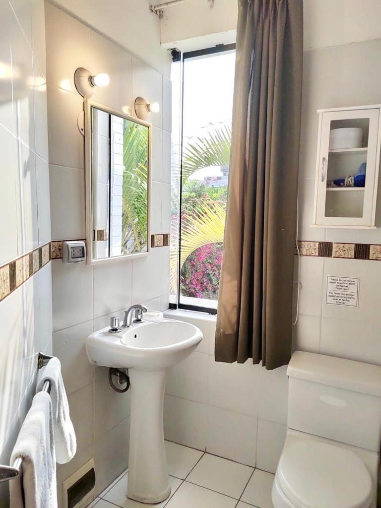 Double Room - Photo 12