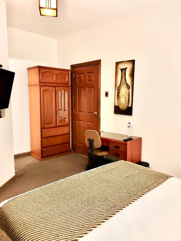Double Room - Photo 10