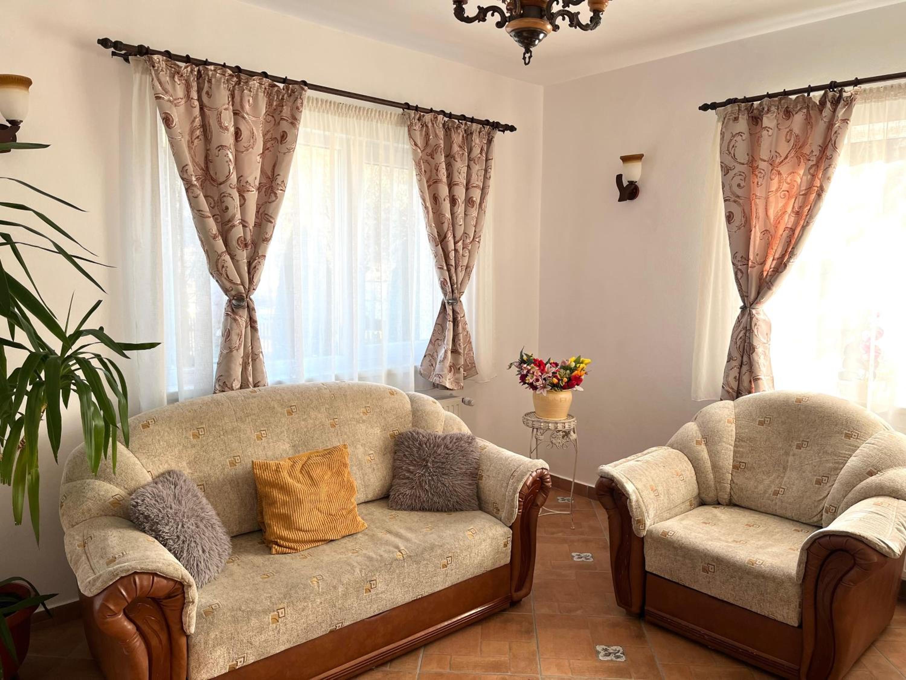 Villa photo 1