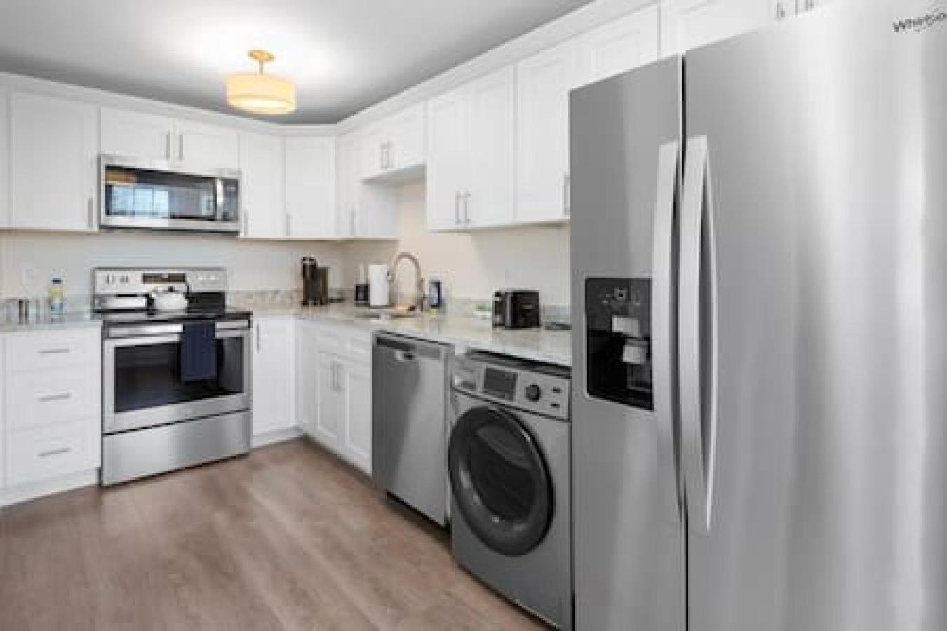 Apartment photo 2