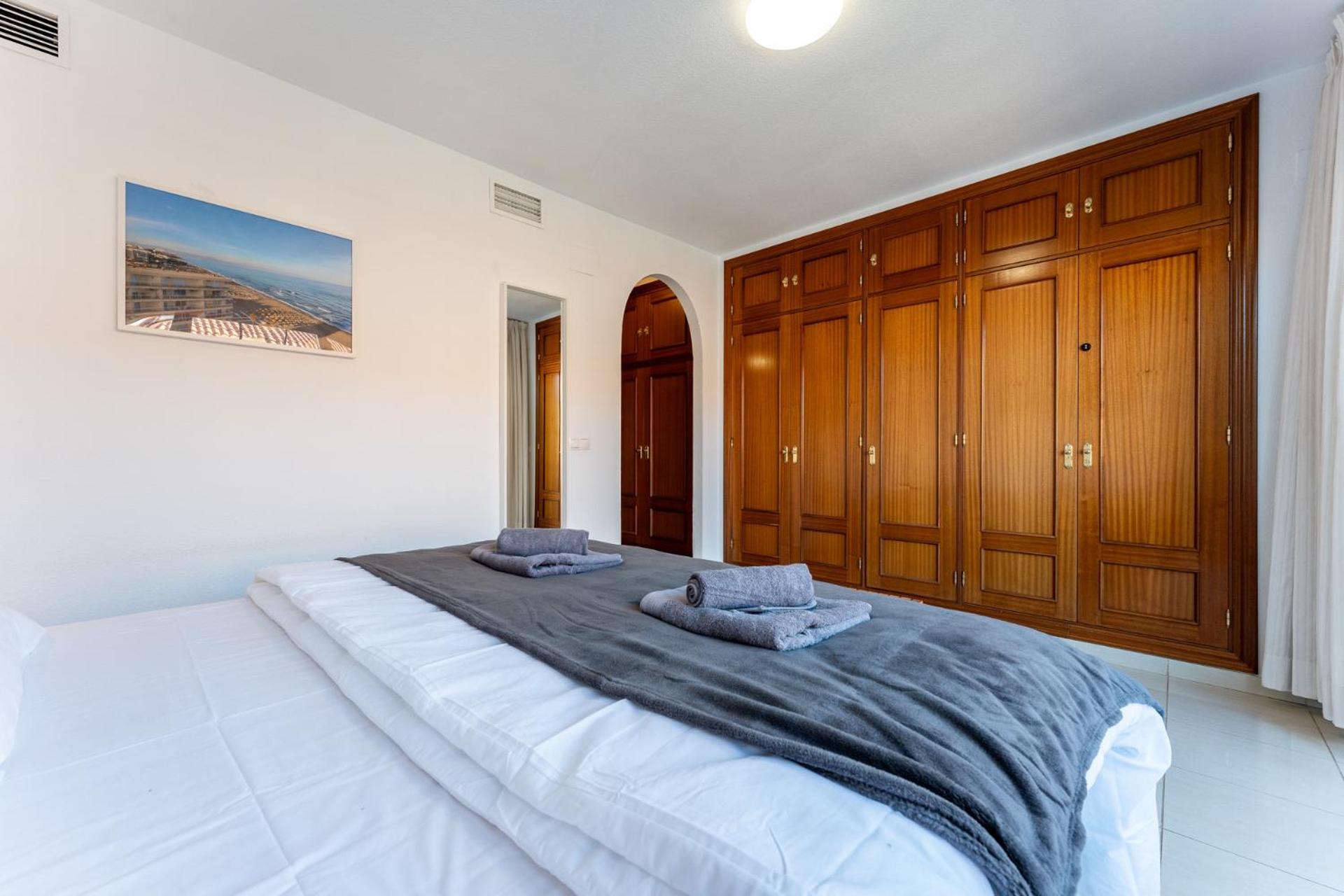 Casa adosada de tres habitaciones