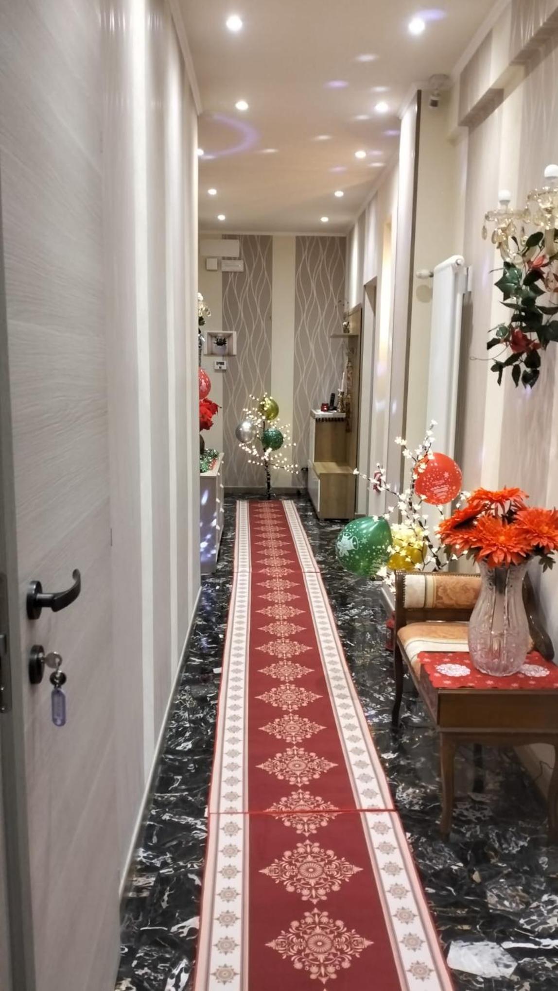 Double Room with Private Bathroom - Photo 23
