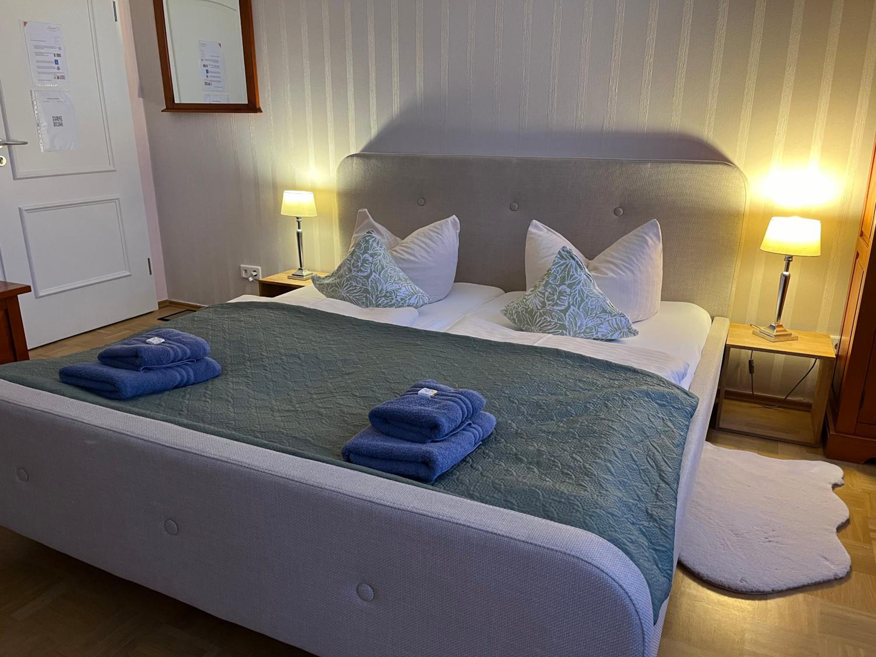 Double Room - Photo 1
