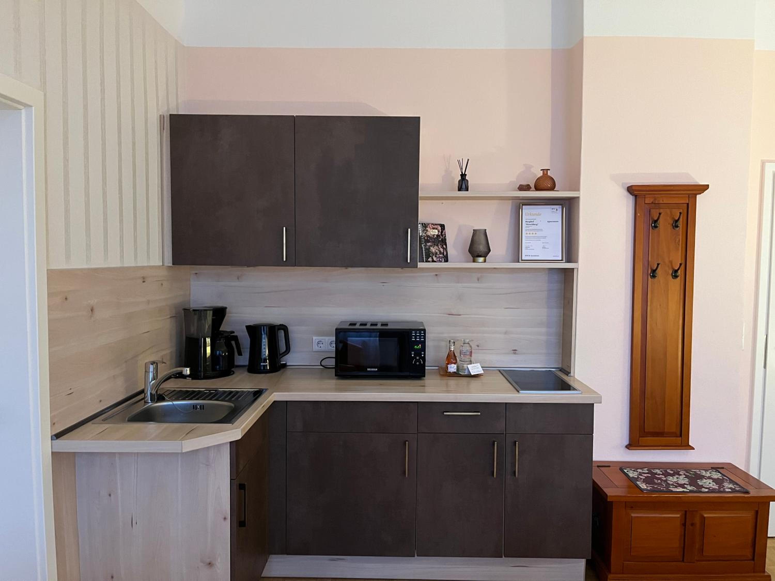 Double Room - Photo 2