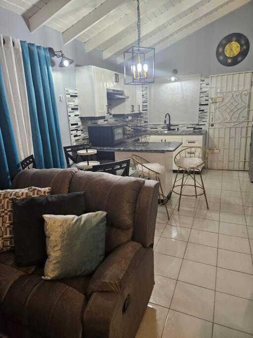Two-Bedroom House photo 2