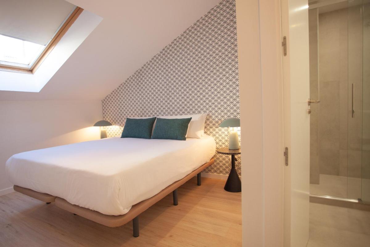 Three-Bedroom Apartment with Two Bathrooms photo 1