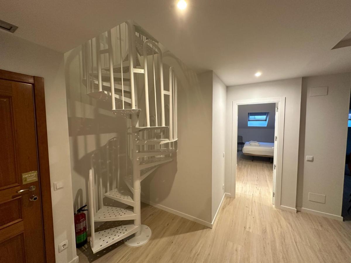 Three-Bedroom Apartment with Two Bathrooms photo 2