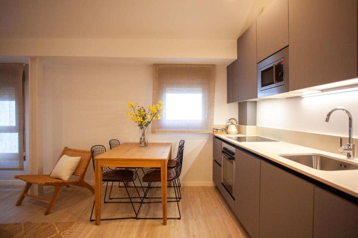 Three-Bedroom Apartment with Two Bathrooms photo 3