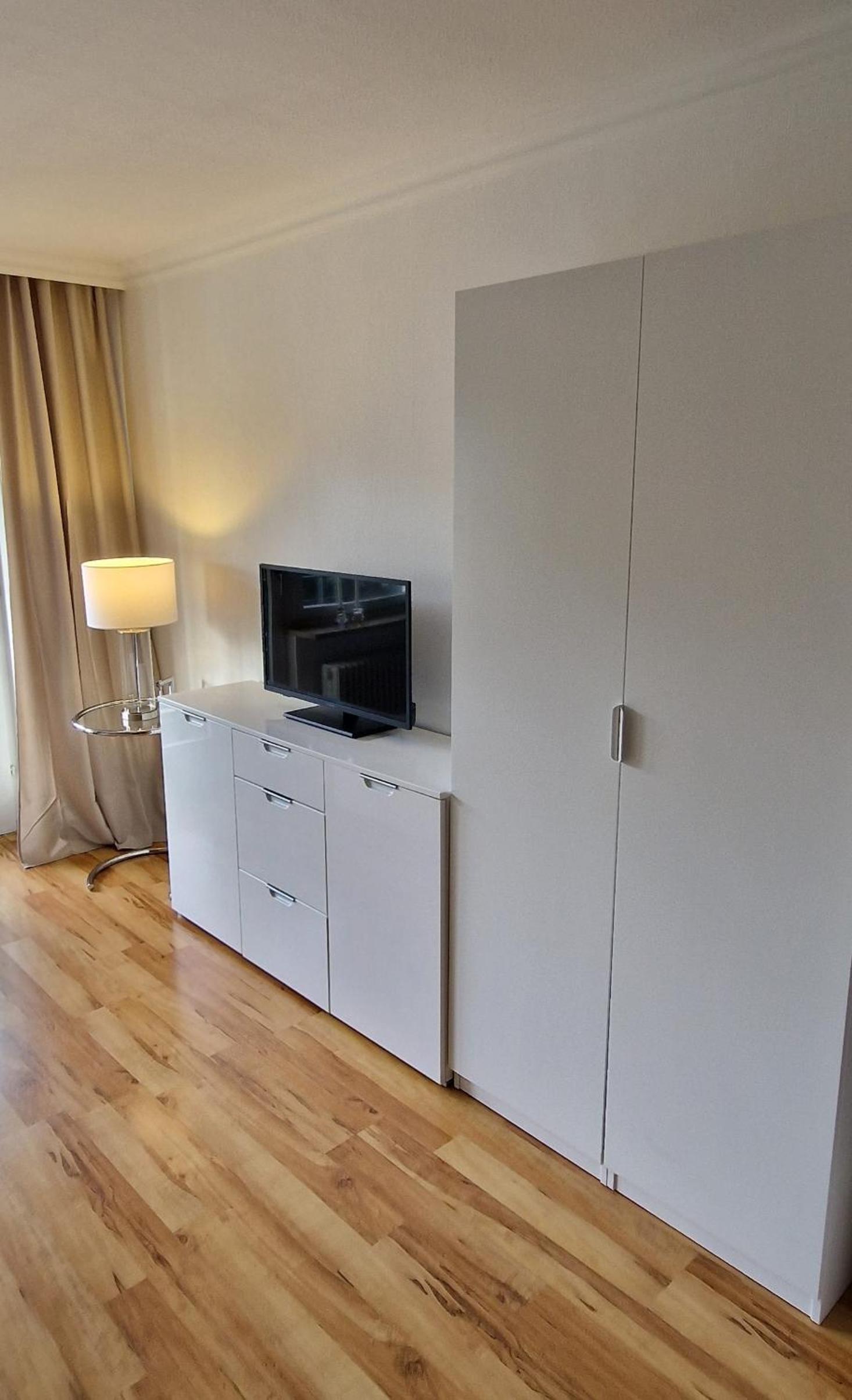Apartment with Balcony photo 1