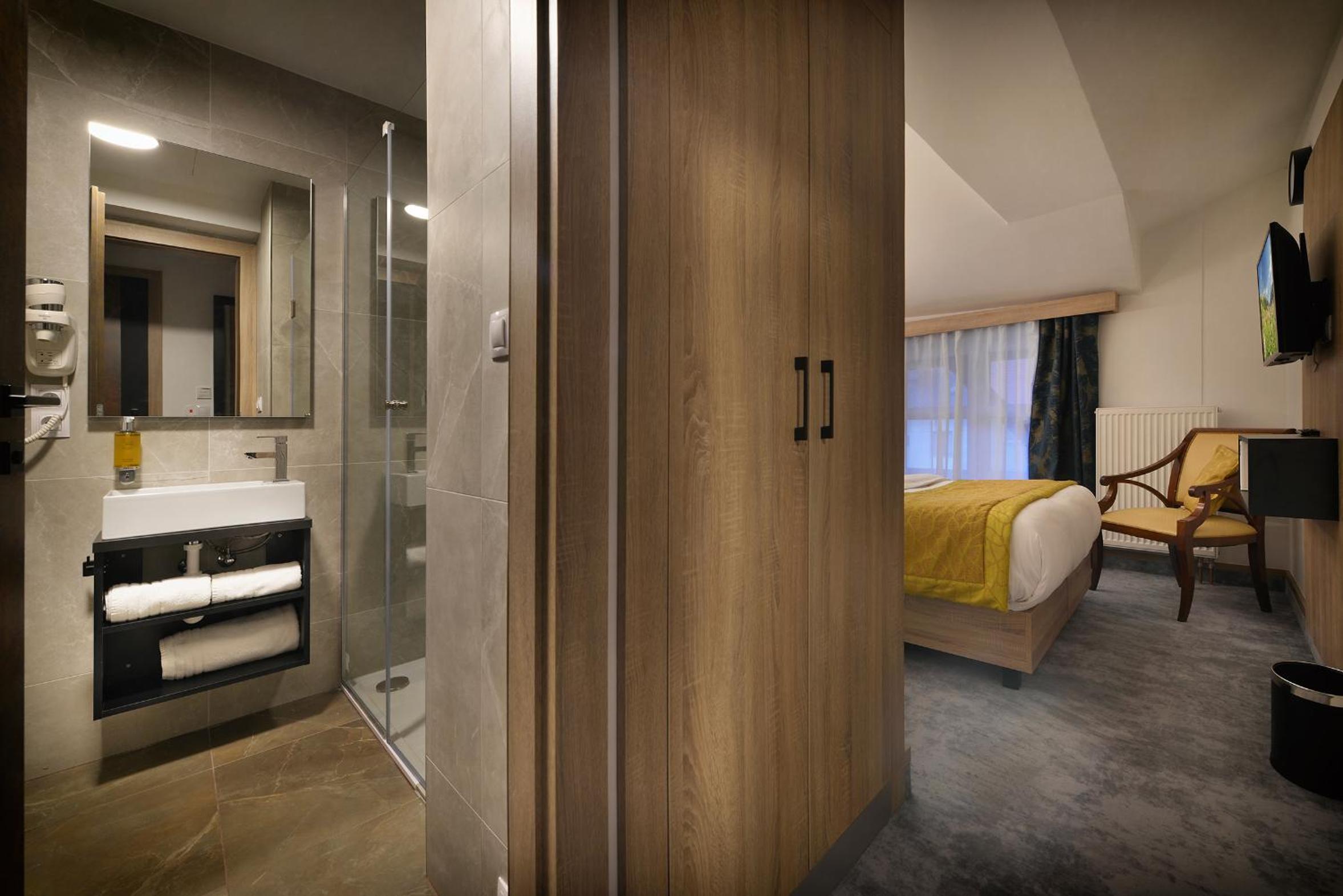 Deluxe Single Room photo 3
