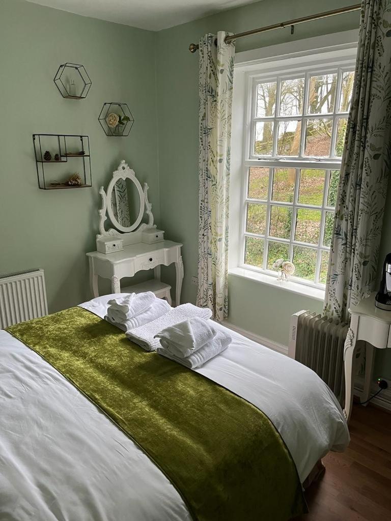 Double or Twin Room with Private Bathroom
