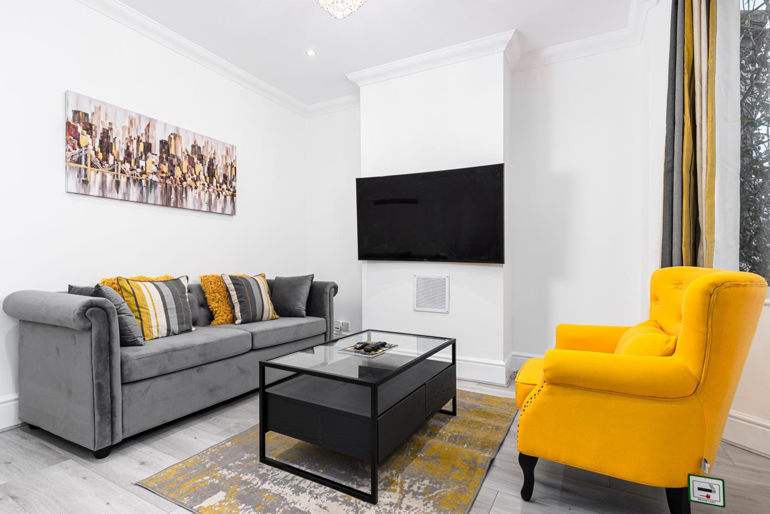 Two-Bedroom House photo 1
