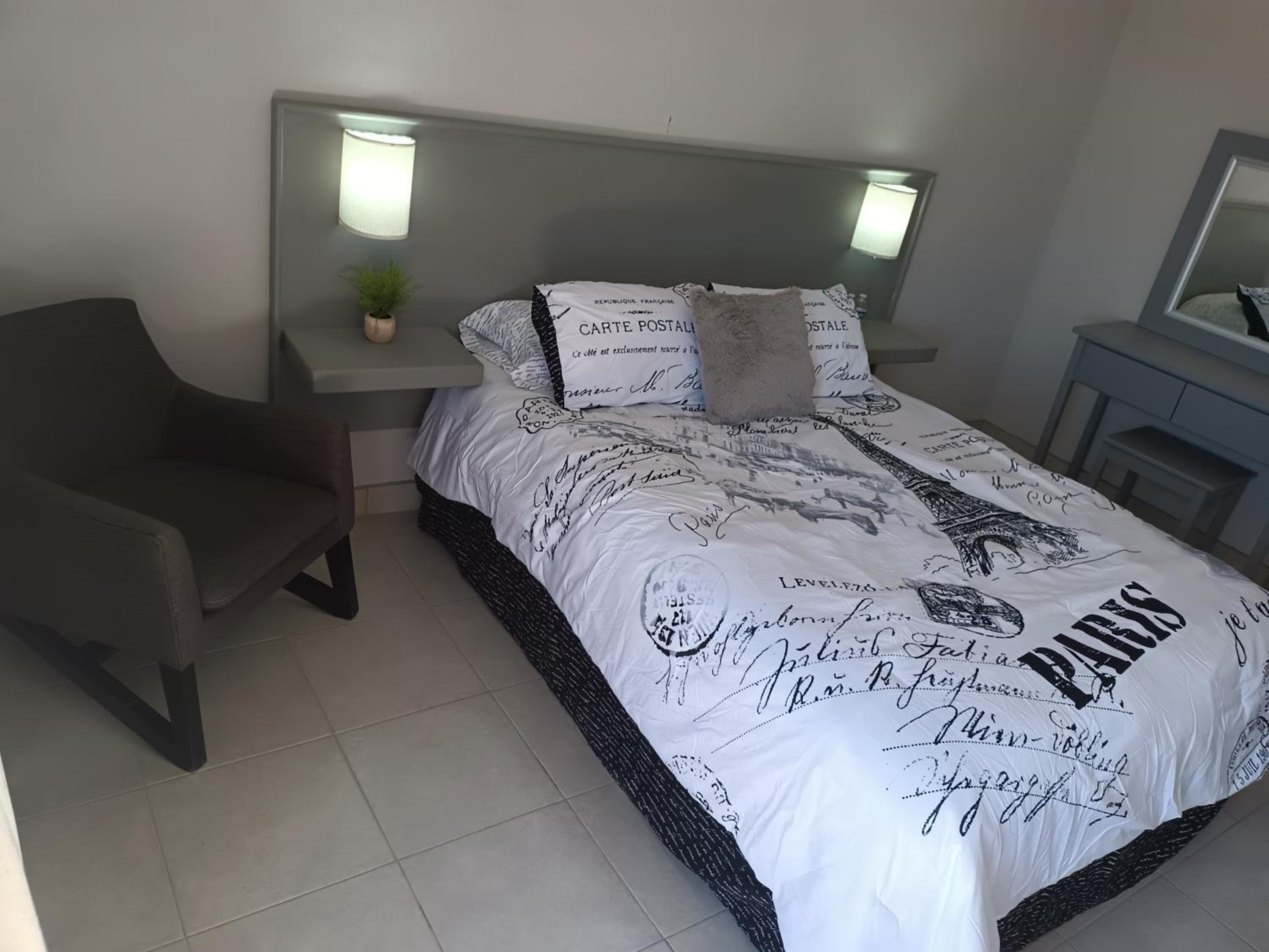 Queen Room with Sea View