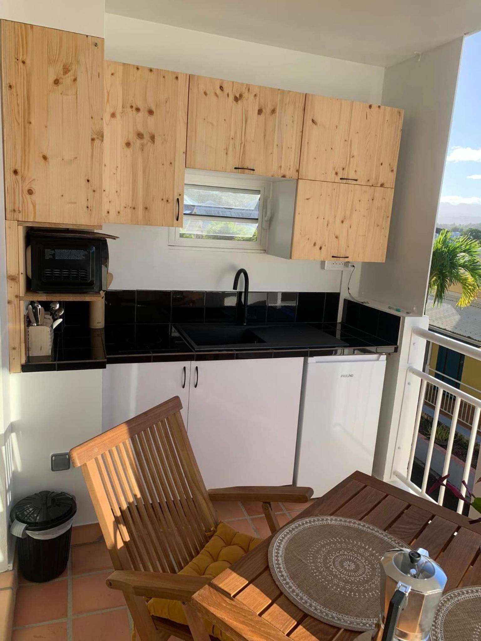 Studio with Sea View photo 3