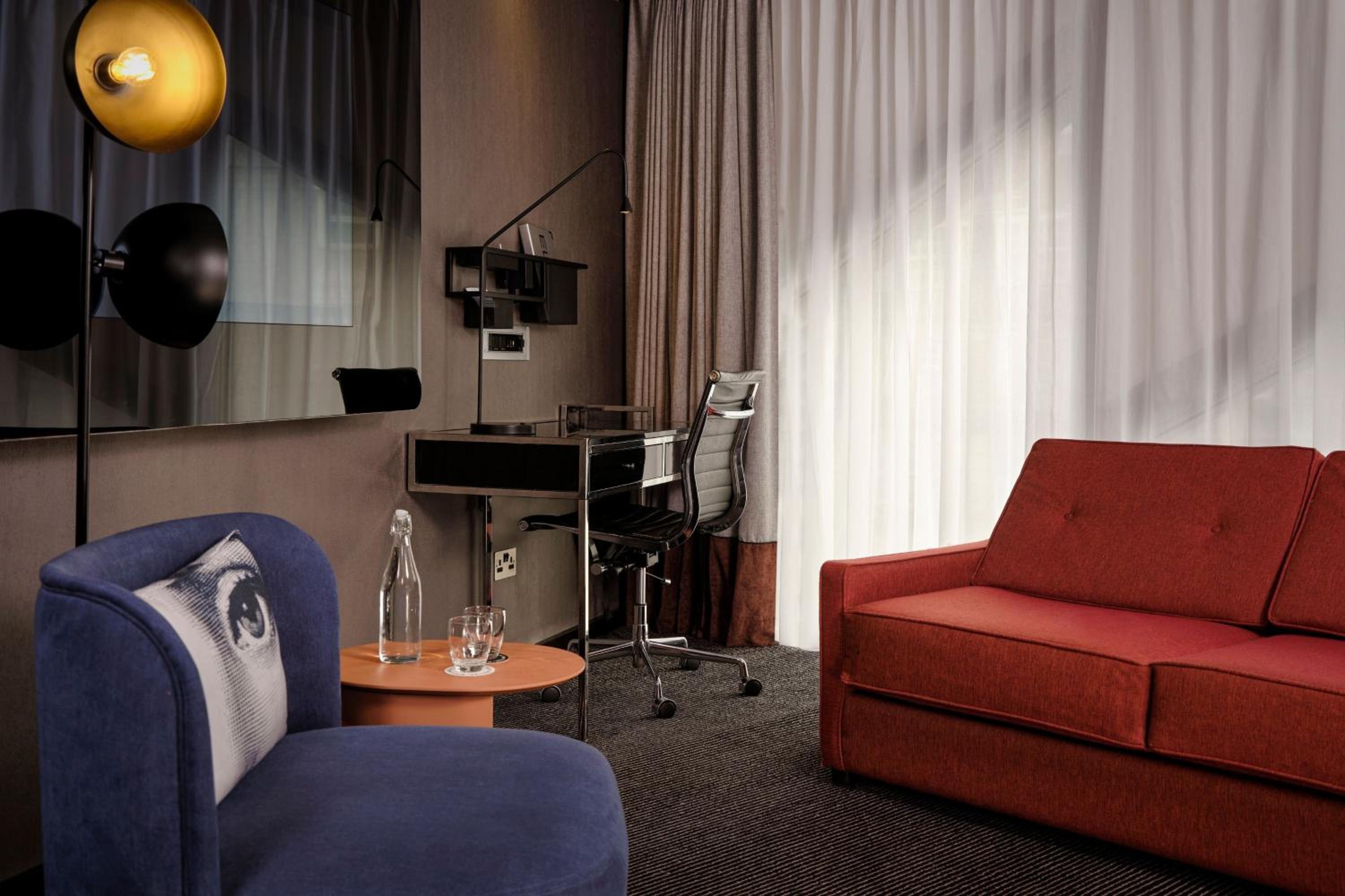 Junior Suite Dreams, Junior Suite, 1 King, Sofa bed
