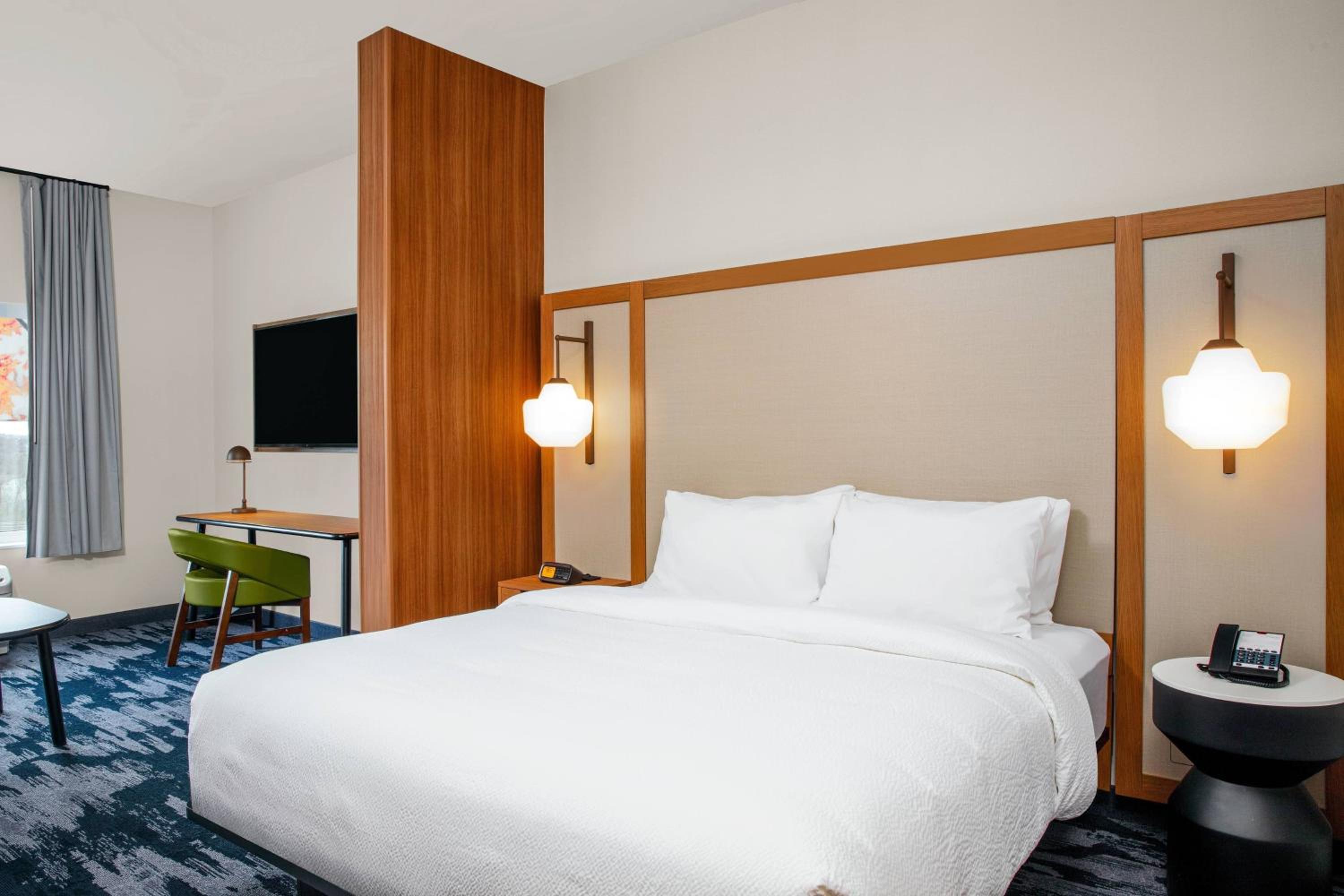 King Suite with Sofa Bed - Photo 3