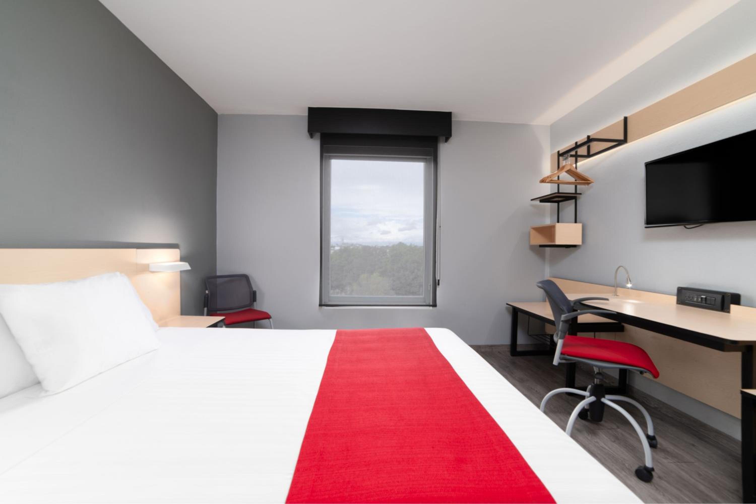 Queen Room - Photo 5
