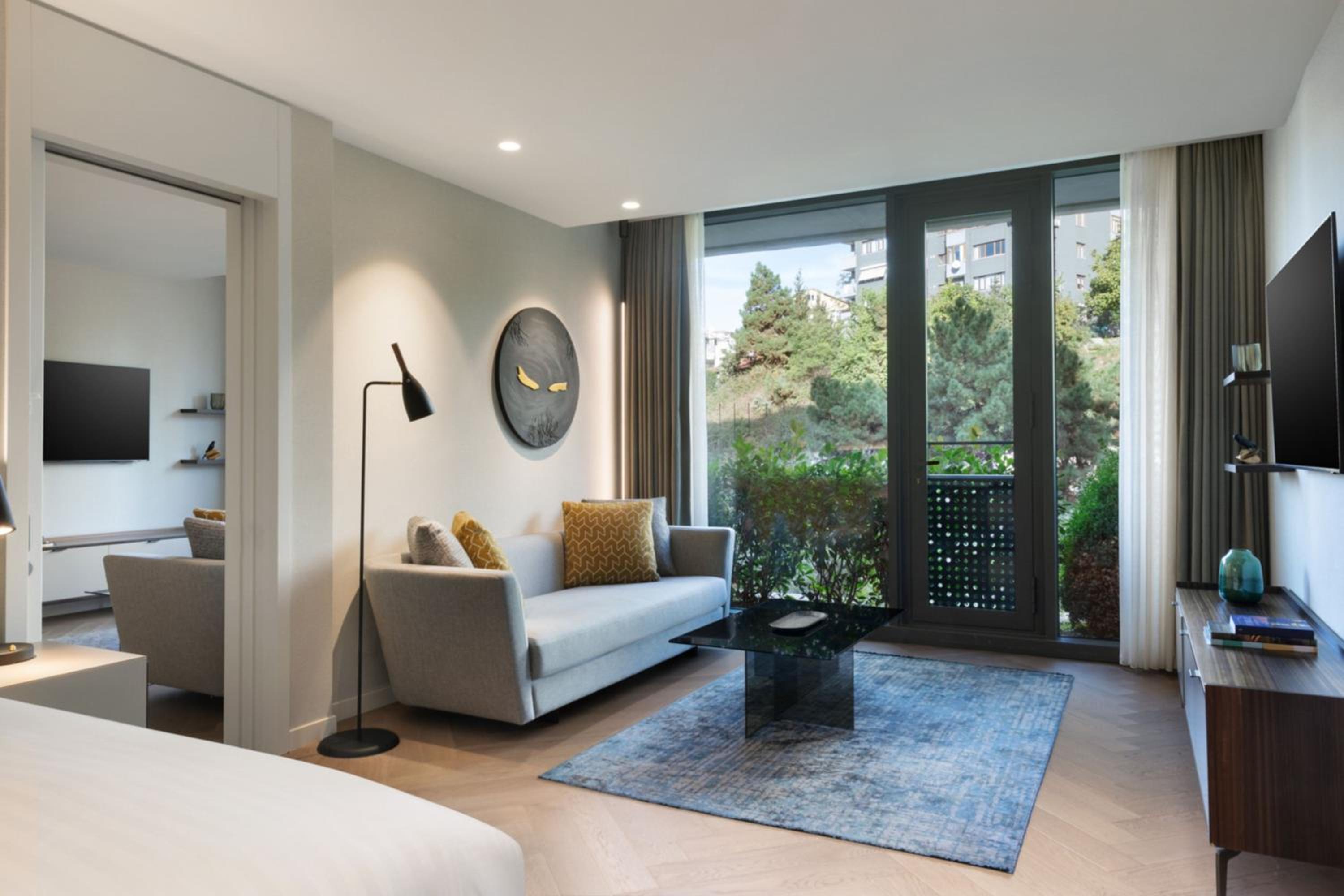 Studio Deluxe Apartment