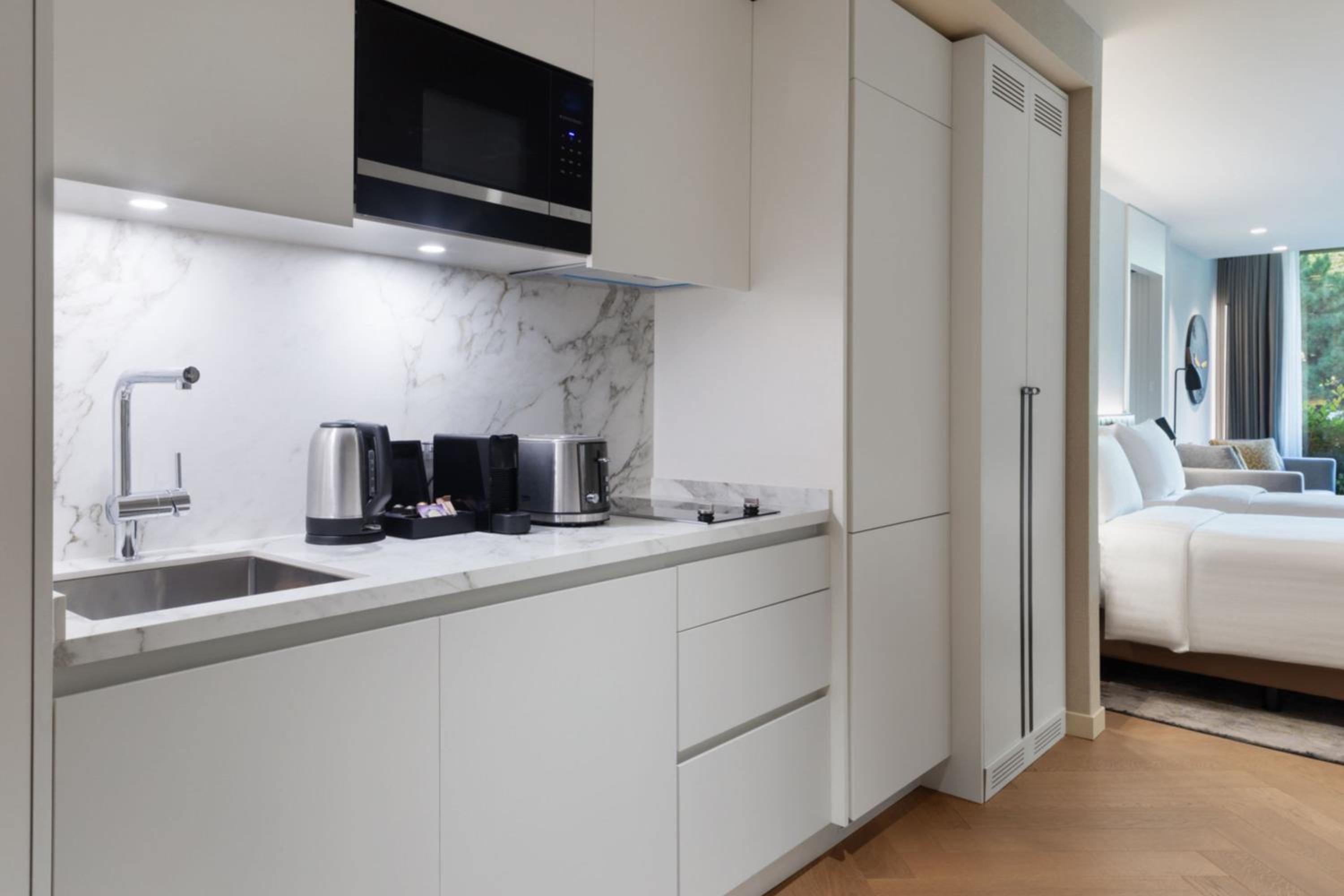Studio Deluxe Apartment