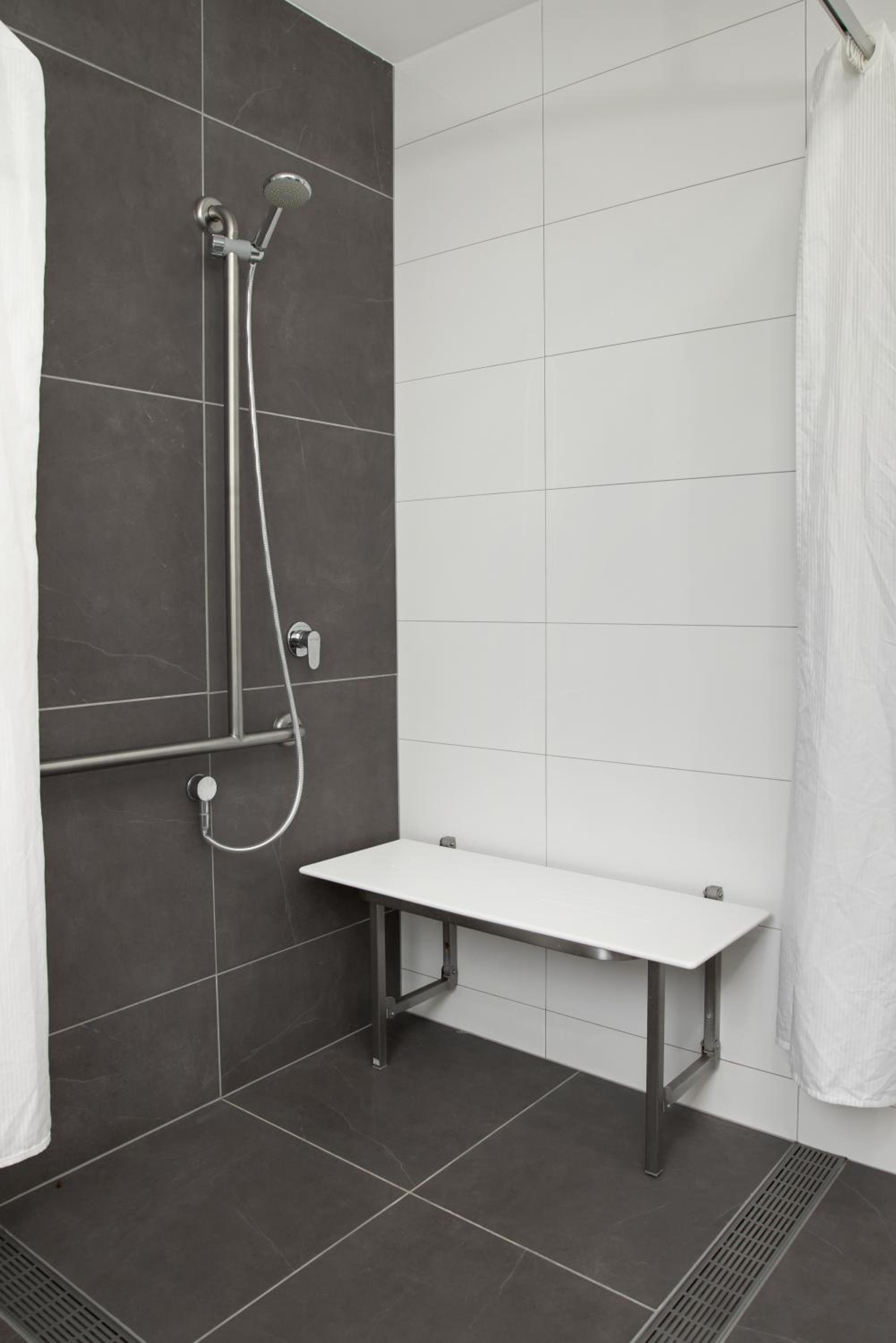 Double Room - Disability Access photo 2