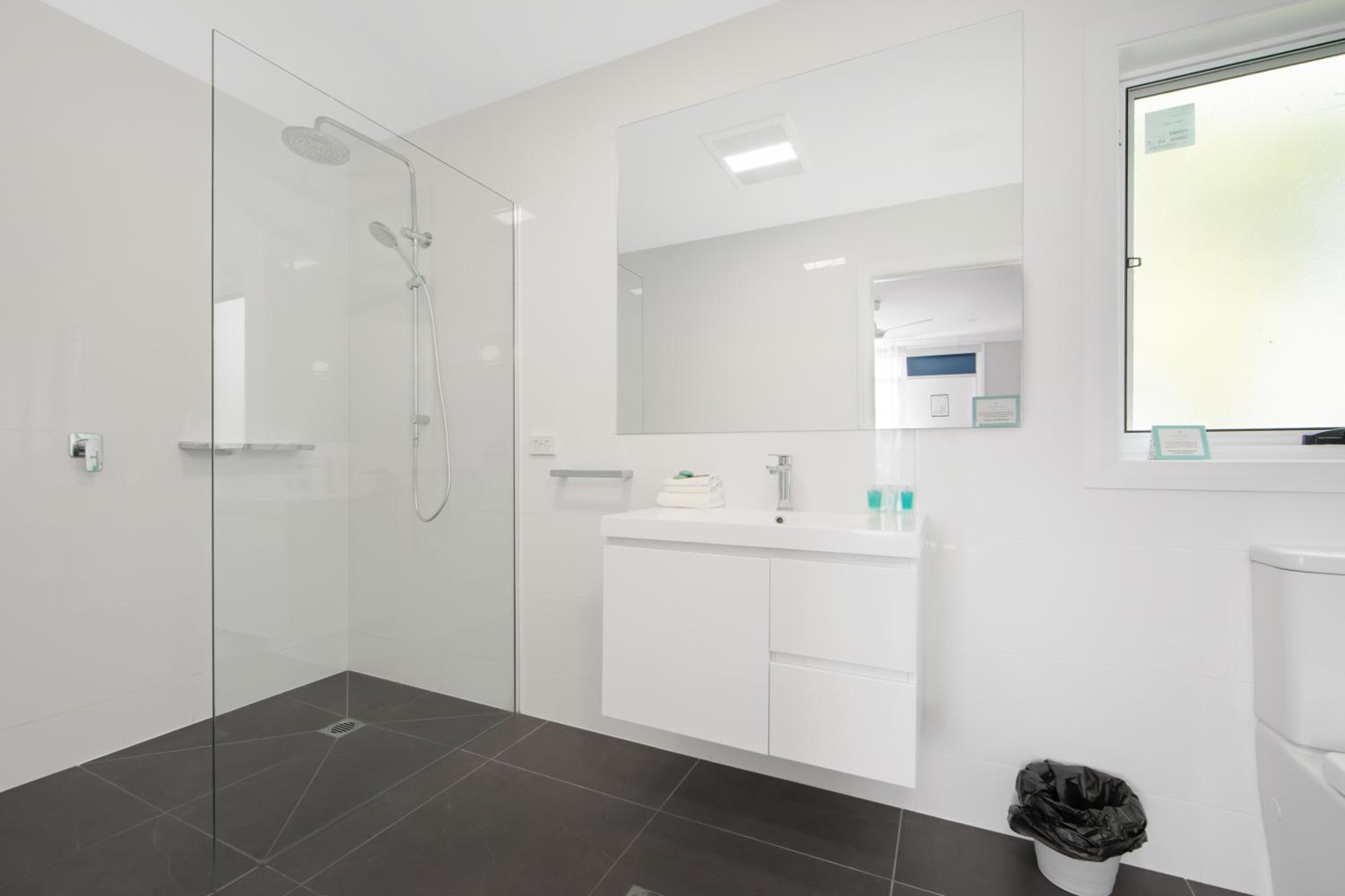 Double or Twin Room photo 3