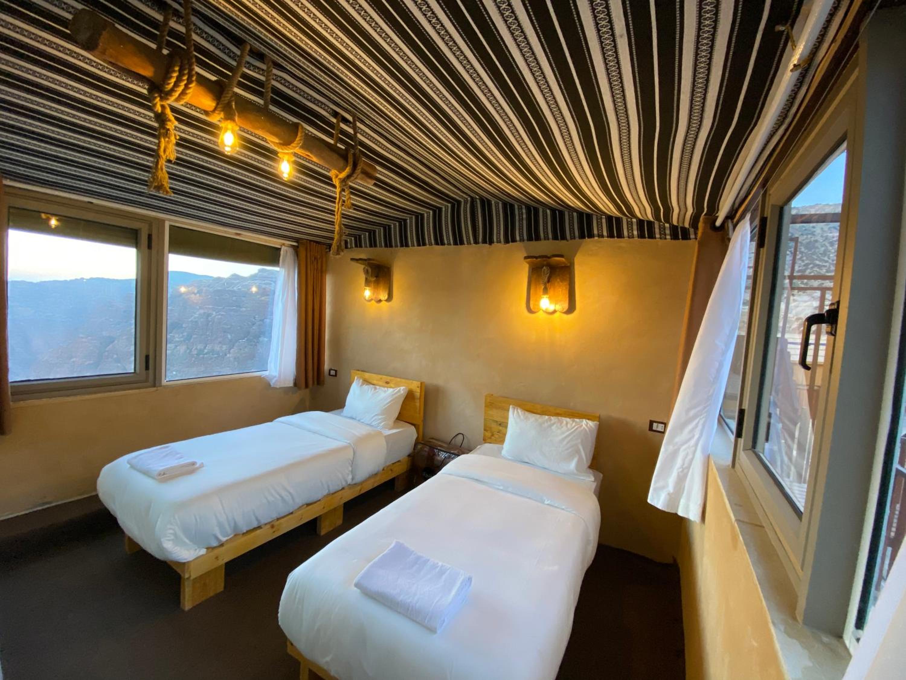 Twin Room With Mountain View