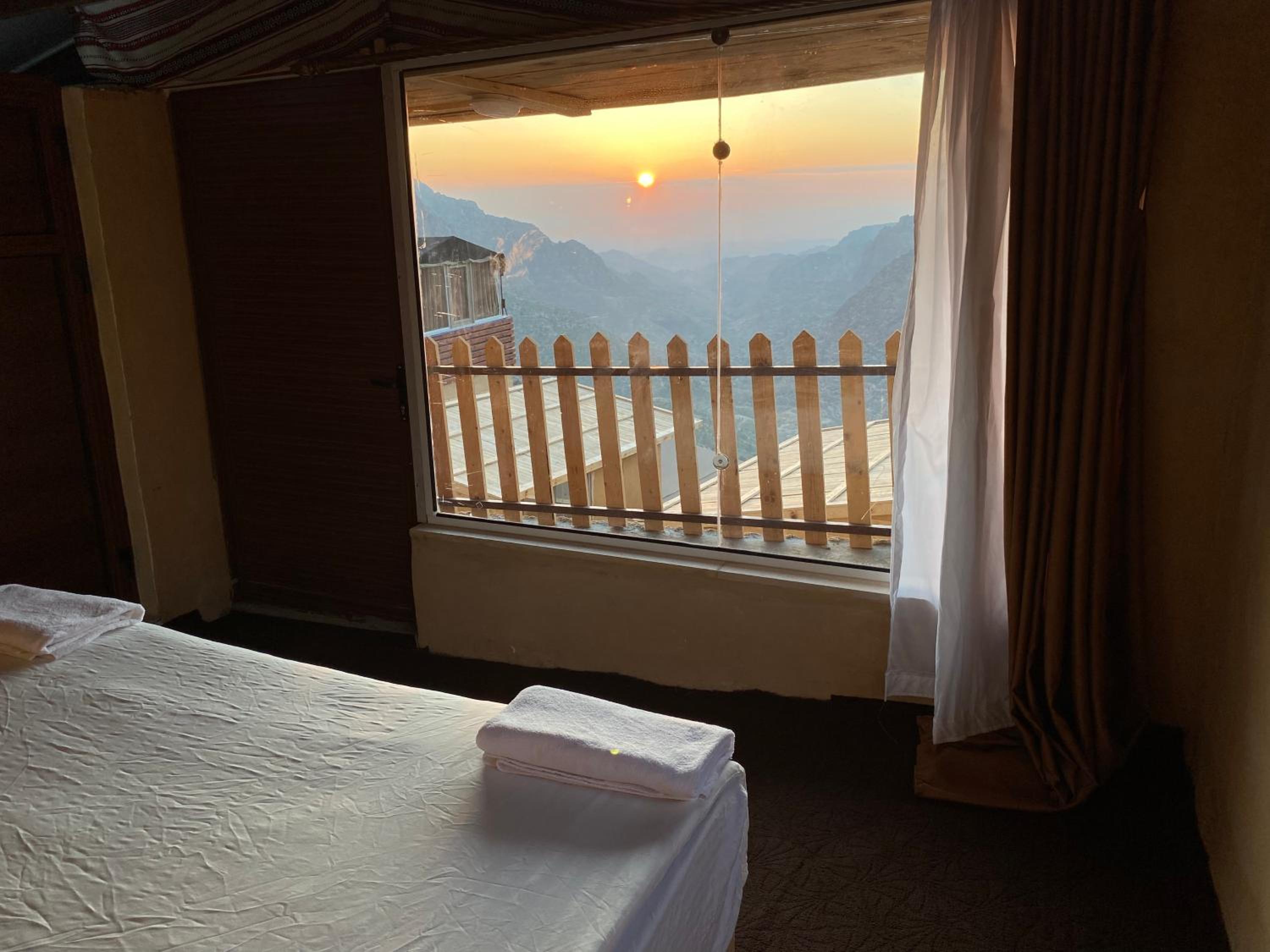 Deluxe Triple Room photo 3