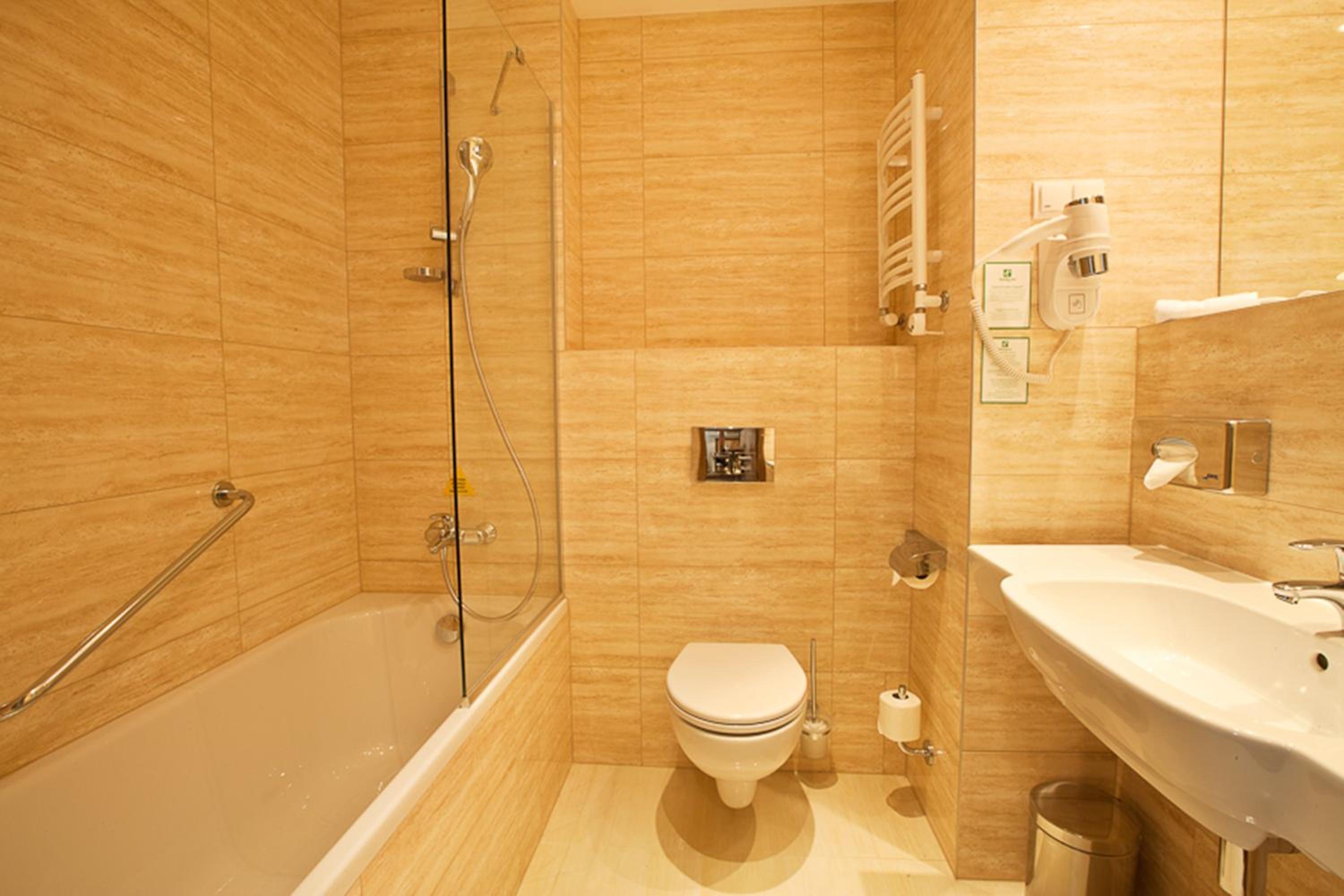 King Suite - Photo 7
