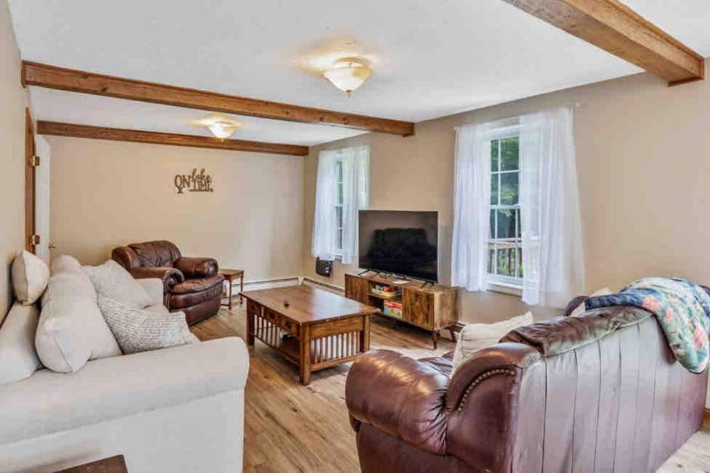 Four-Bedroom House photo 1