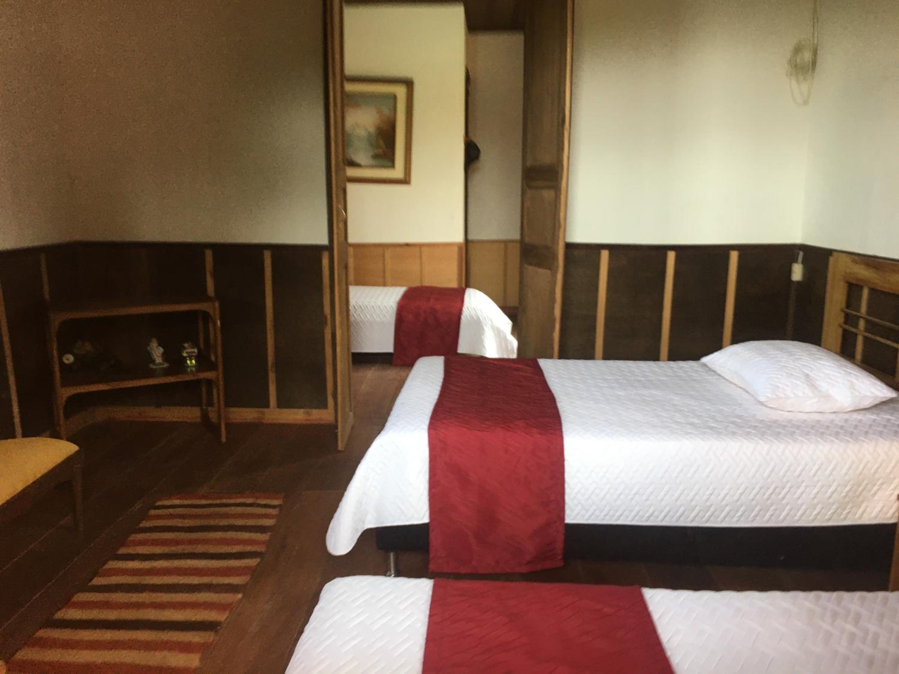 Quadruple Room With Private Bathroom photo 1
