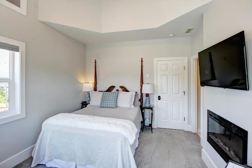 Queen Room with Sea View