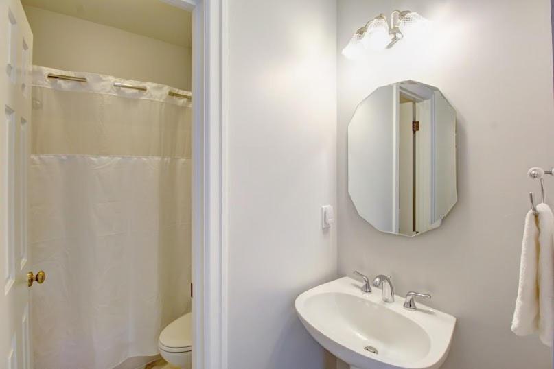 Queen Room photo 3