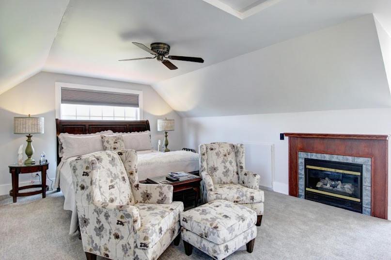 King Suite with Sea View photo 3