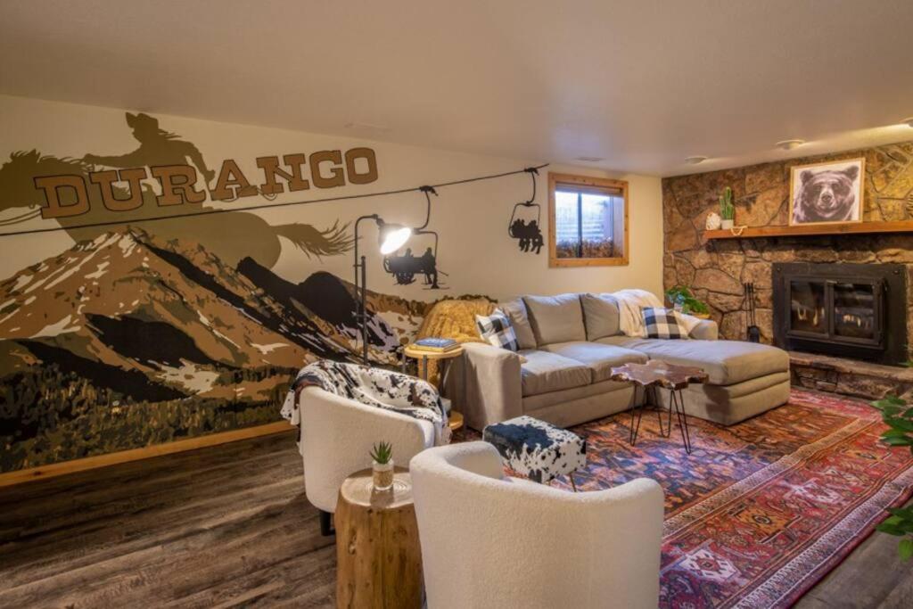 Five-Bedroom House photo 1