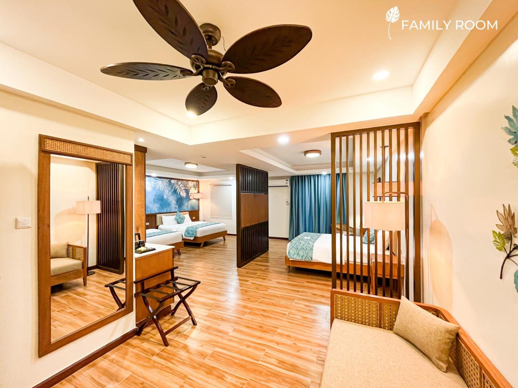 Family Room - Photo 1
