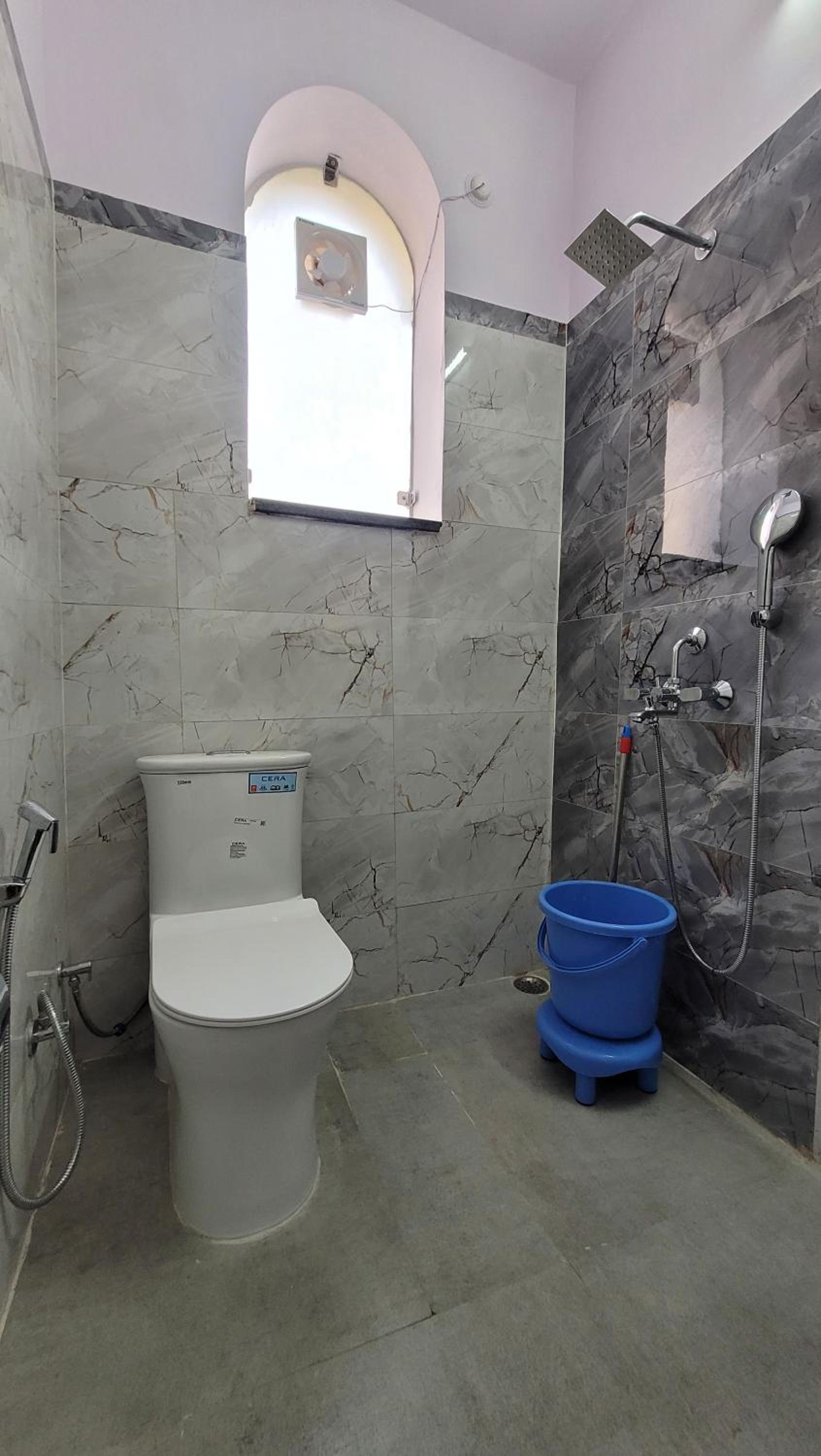 Deluxe Double Room with Balcony - Photo 24
