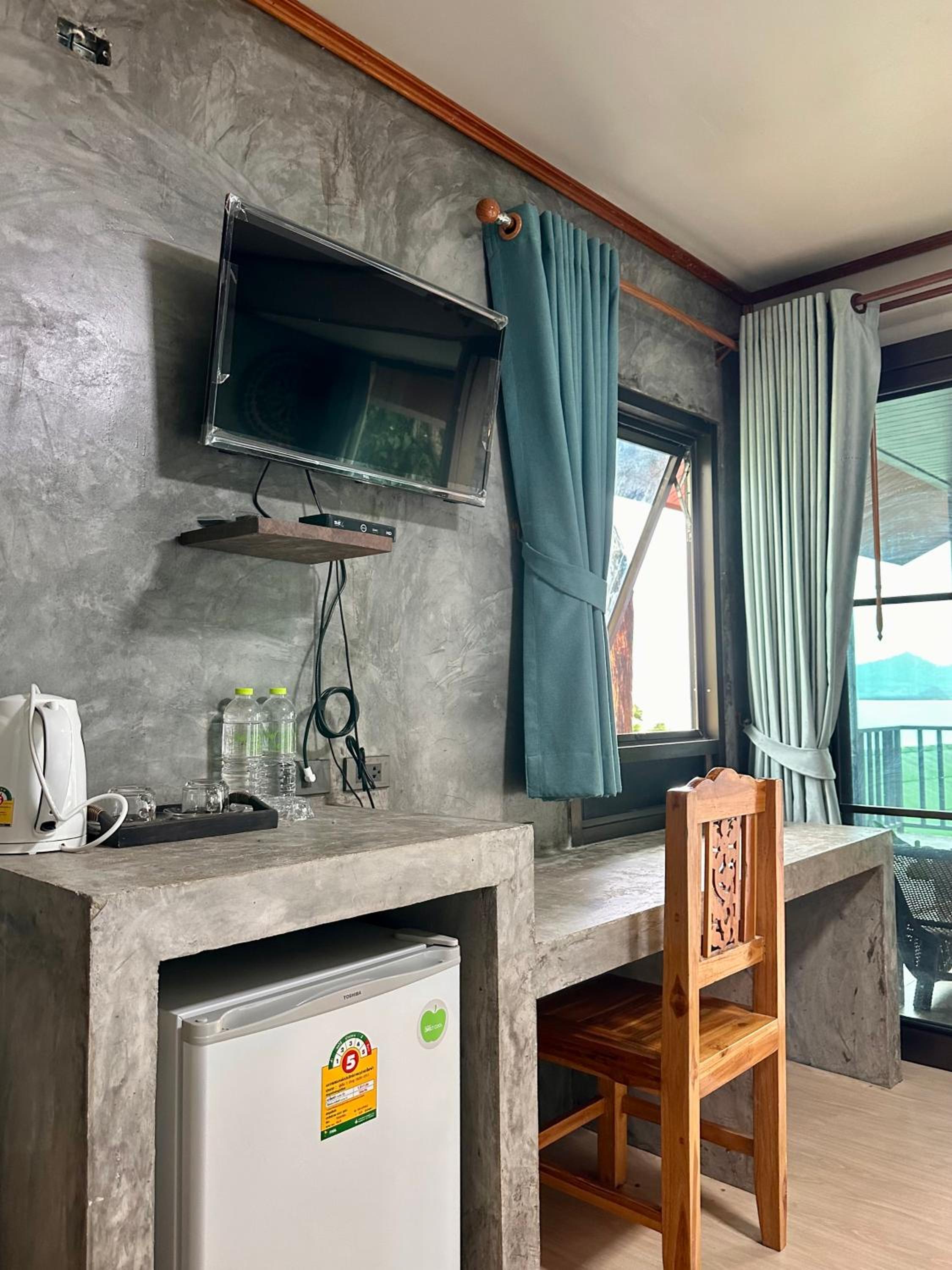 Superior Triple Room with Sea View photo 3